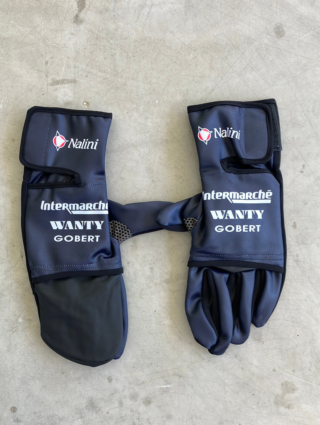 Nalini gloves on sale