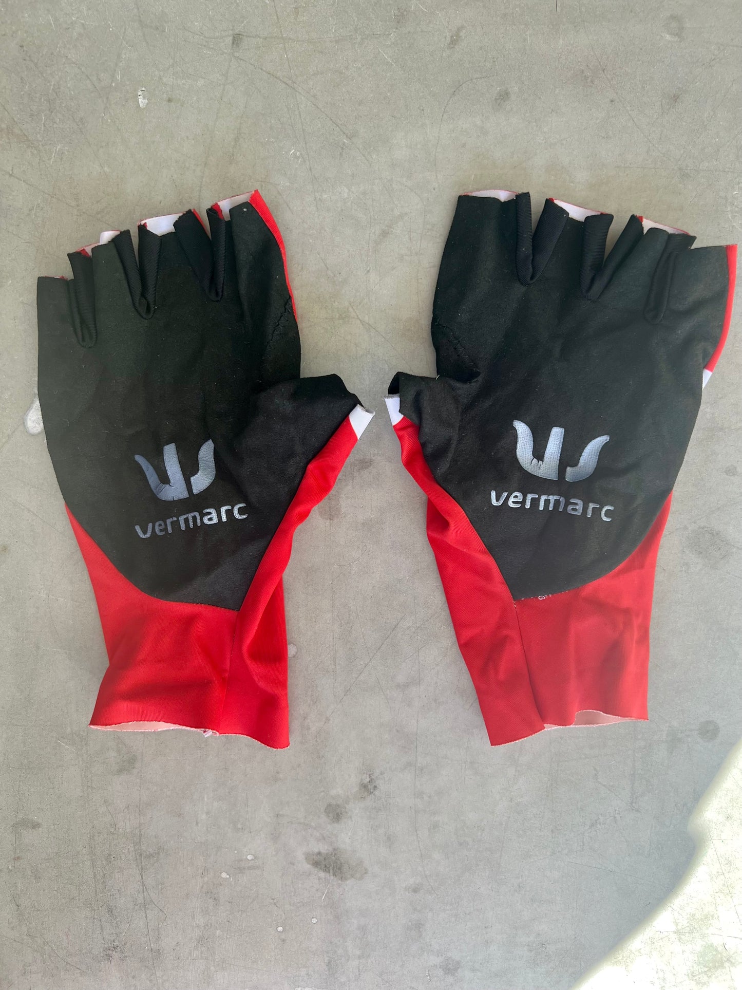 Lotto Soudal | Vermarc Red TT Gloves | Rider-Issued Pro Team Kit