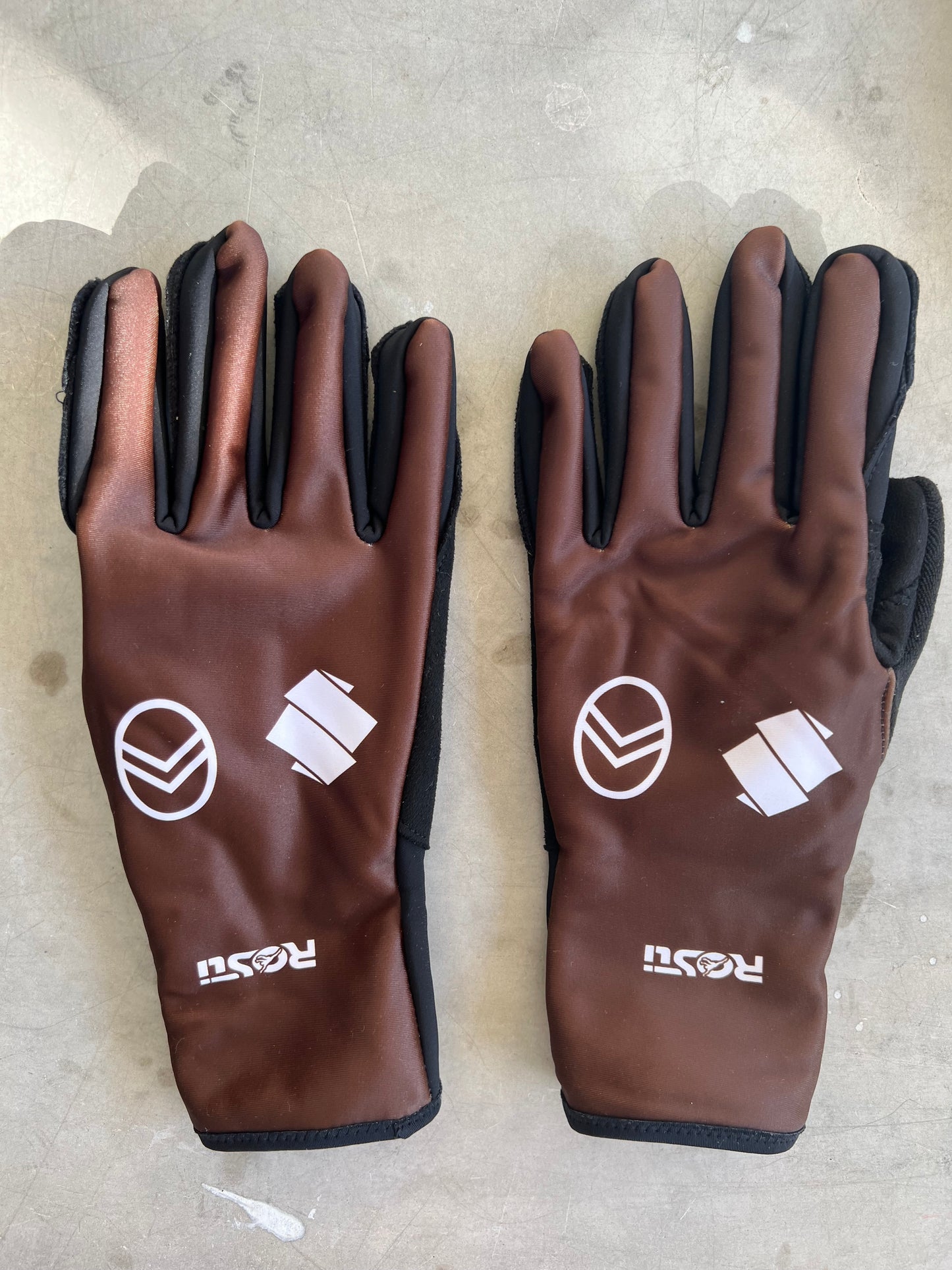 Rosti Winter Cycling Gloves AG2R Citroen | Rider-Issued Pro Team Kit