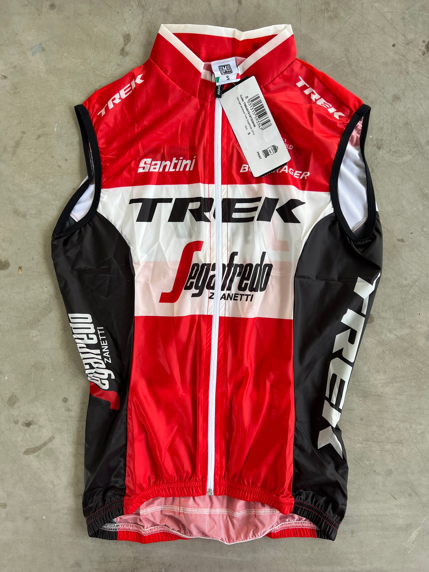 Trek Segafredo | Santini Light Wind Vest | Red | Rider-Issued Pro Team Kit