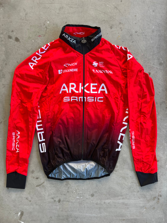 Arkea Samsic | Rosti Rain Jacket | Red | Rider-Issued Pro Team Kit