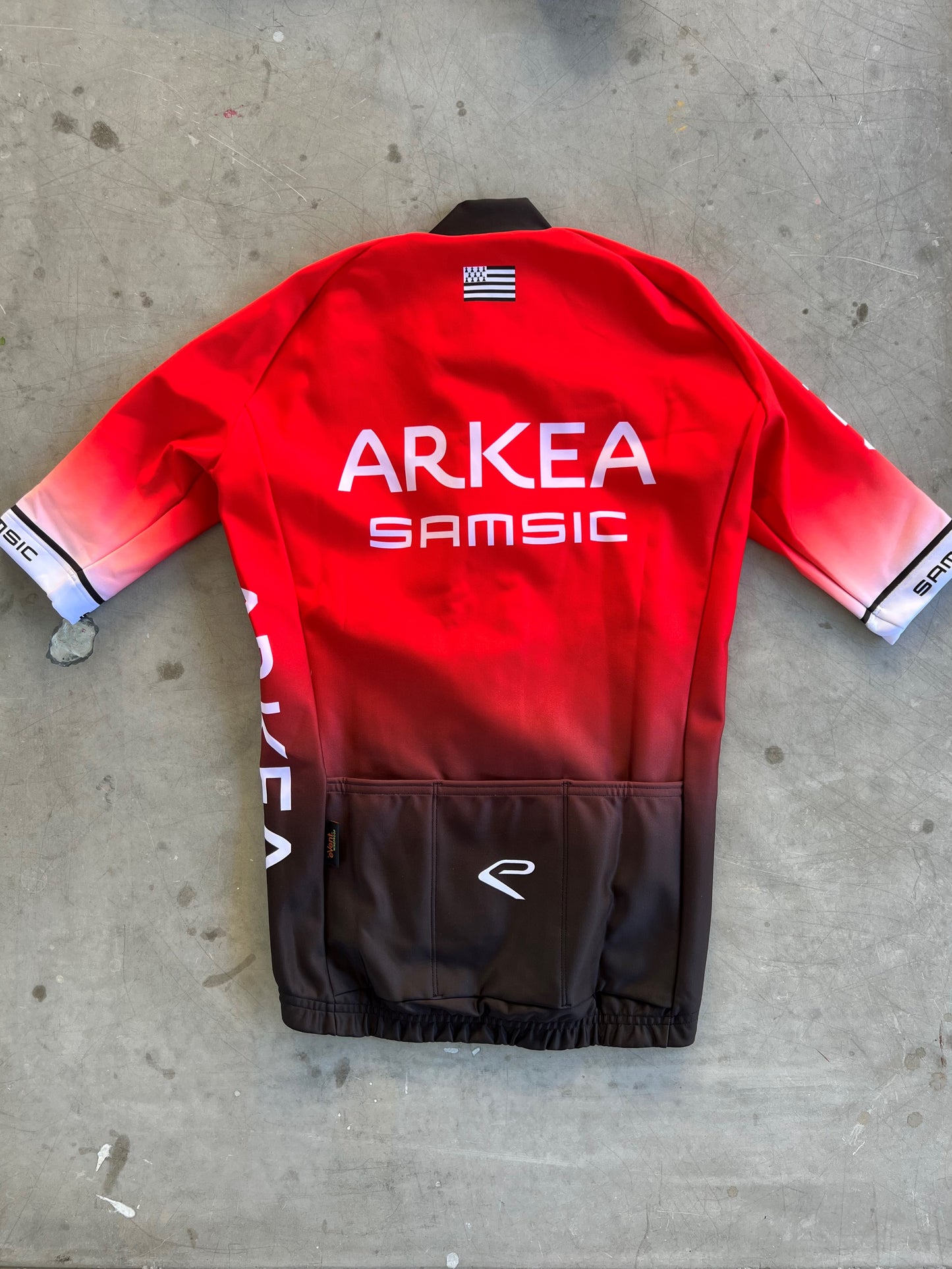 Arkea Samsic | Ekoi Short Sleeve Gabba Jersey | Red | Rider-Issued Pro Team Kit