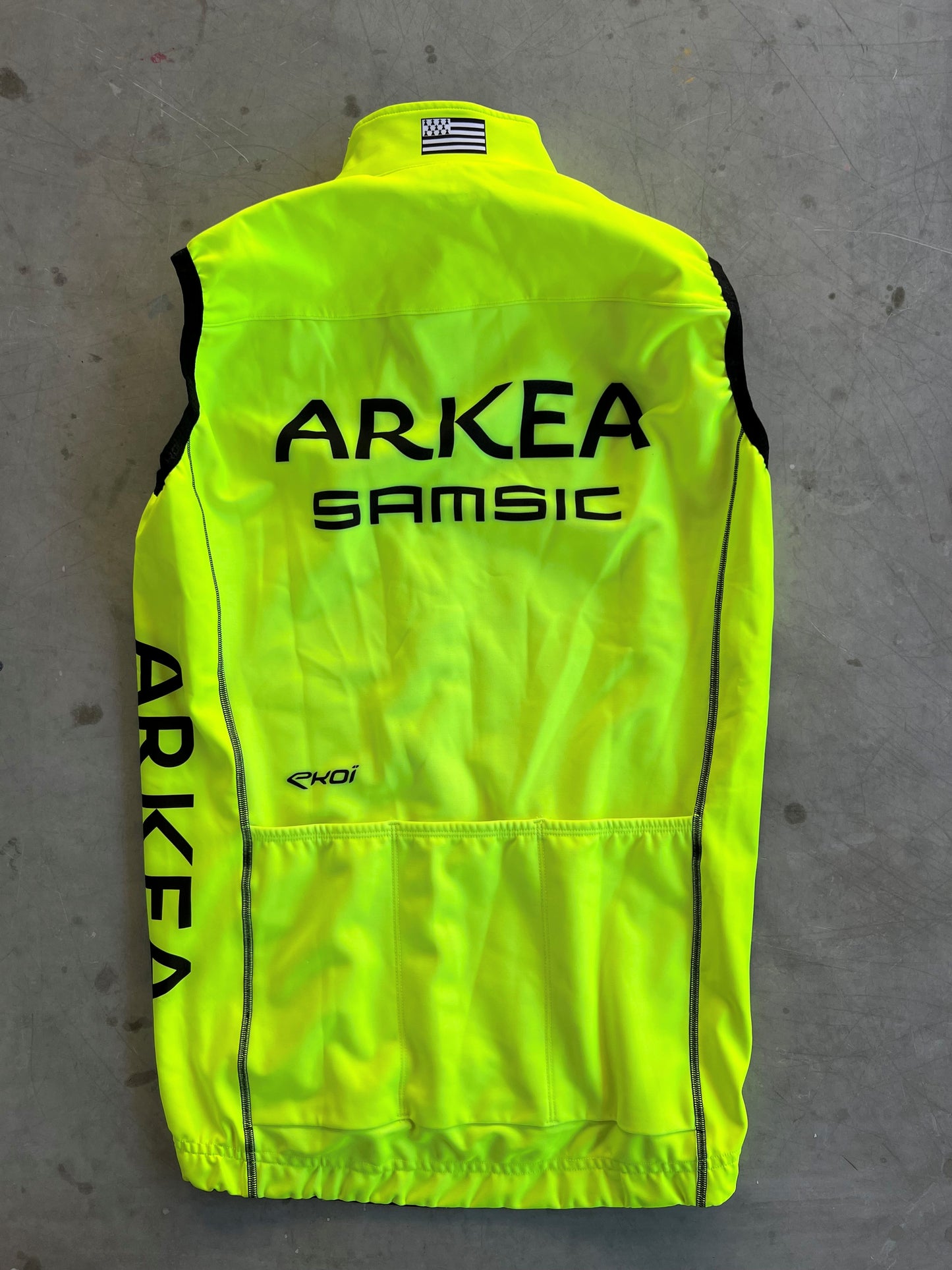 Arkea Samsic | Ekoi Gabba Waterproof Windproof Gilet / Vest | Yellow | Rider-Issued Pro Team Kit