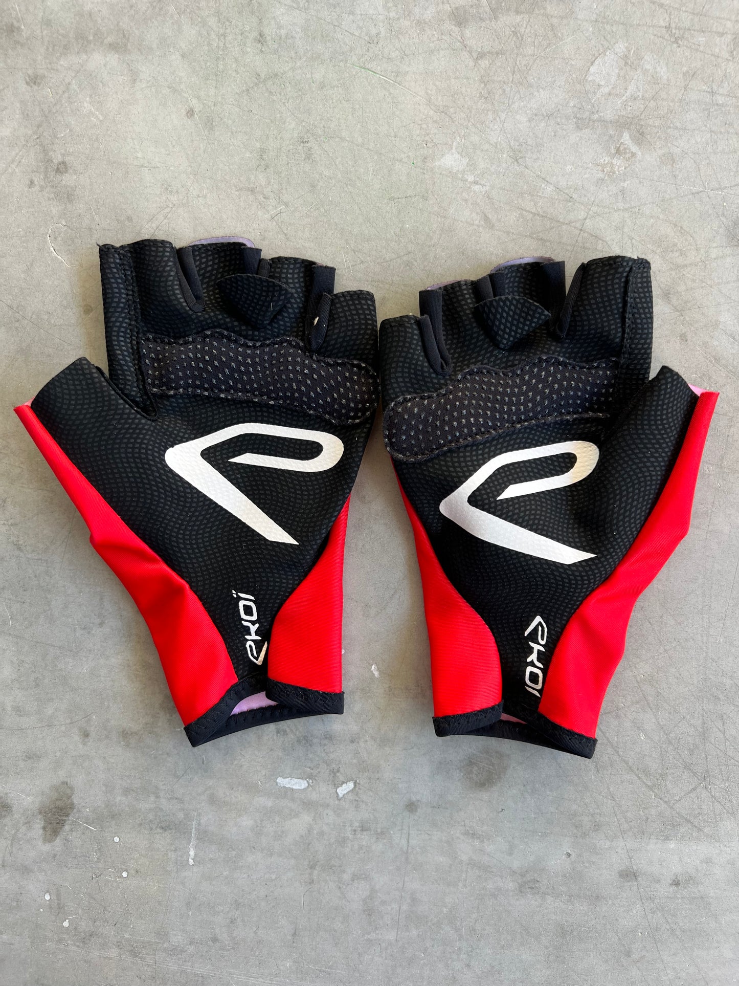 Arkea Samsic | Ekoi Unpadded Cycling Gloves | Red | Rider-Issued Pro Team Kit