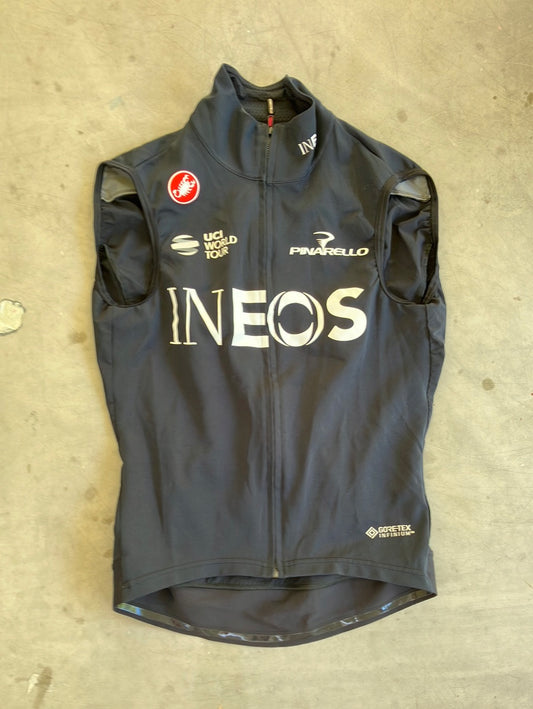 Perfetto Waterproof Vest / Gilet | Castelli | Ineos Grenadiers | Pro-Issued Cycling Kit