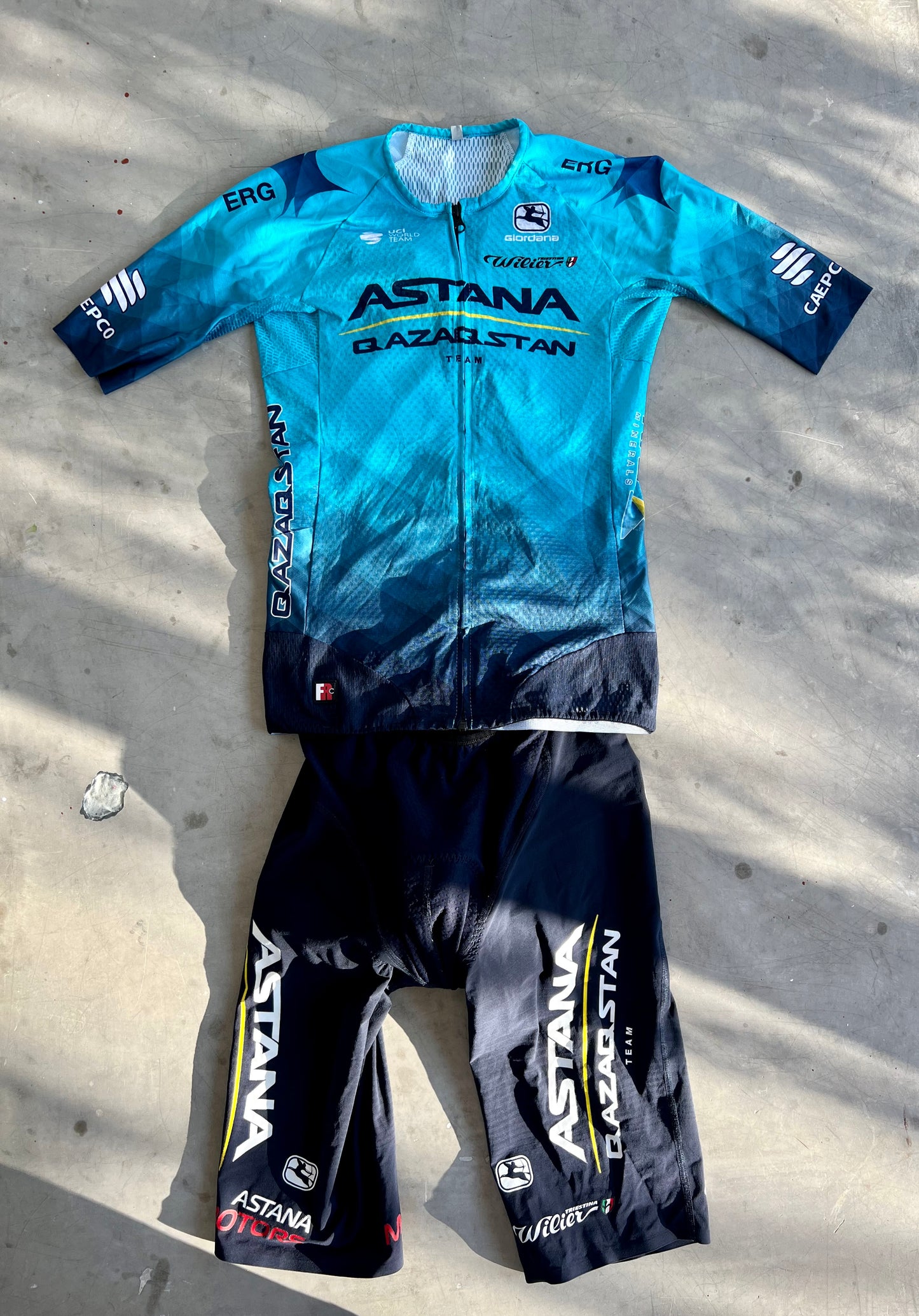 Astana | Giordana Bundle - Jersey & Bibs | S | Rider-Issued Pro Team Kit