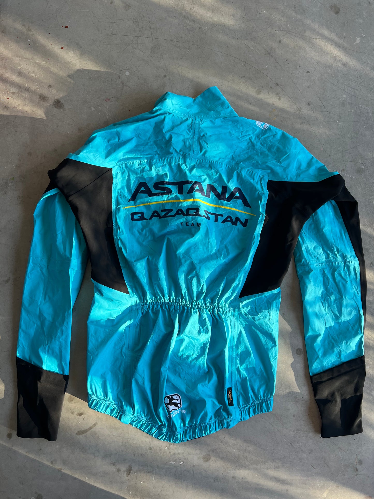 Astana | Giordana Rain Jacket | M | Rider-Issued Pro Team Kit