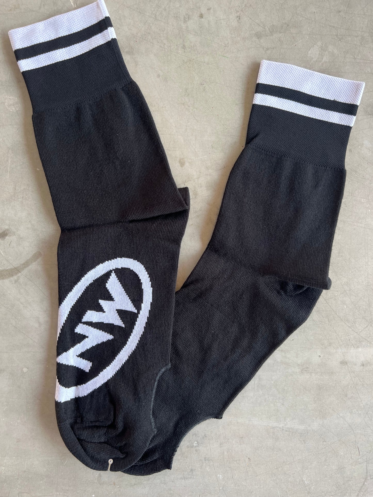 Nippo Fantini | NorthWave Shoe Covers / Oversocks | L | Rider-Issued Pro Team Kit