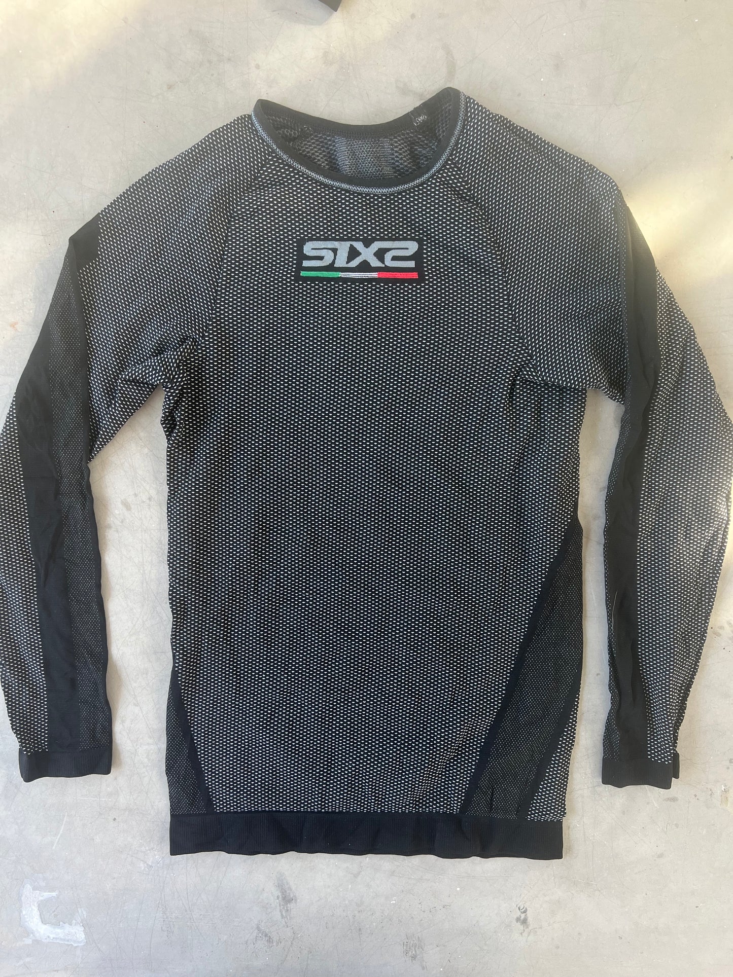 Bingoal | Six2 Winter Long Sleeve Base Layer | Black | S | Rider-Issued Pro Team Kit