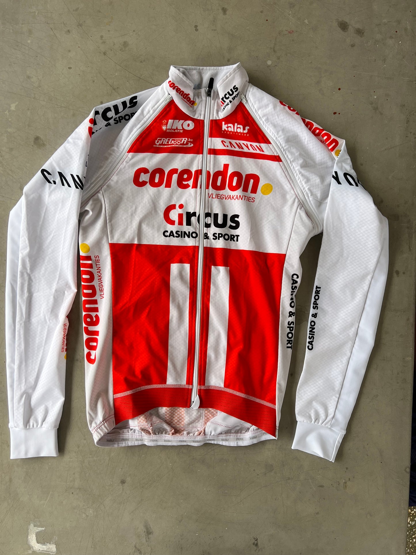 Corendon Circus | Kalas Jacket With Removable Sleeves | White | L/XL | Rider-Issued Pro Team Kit