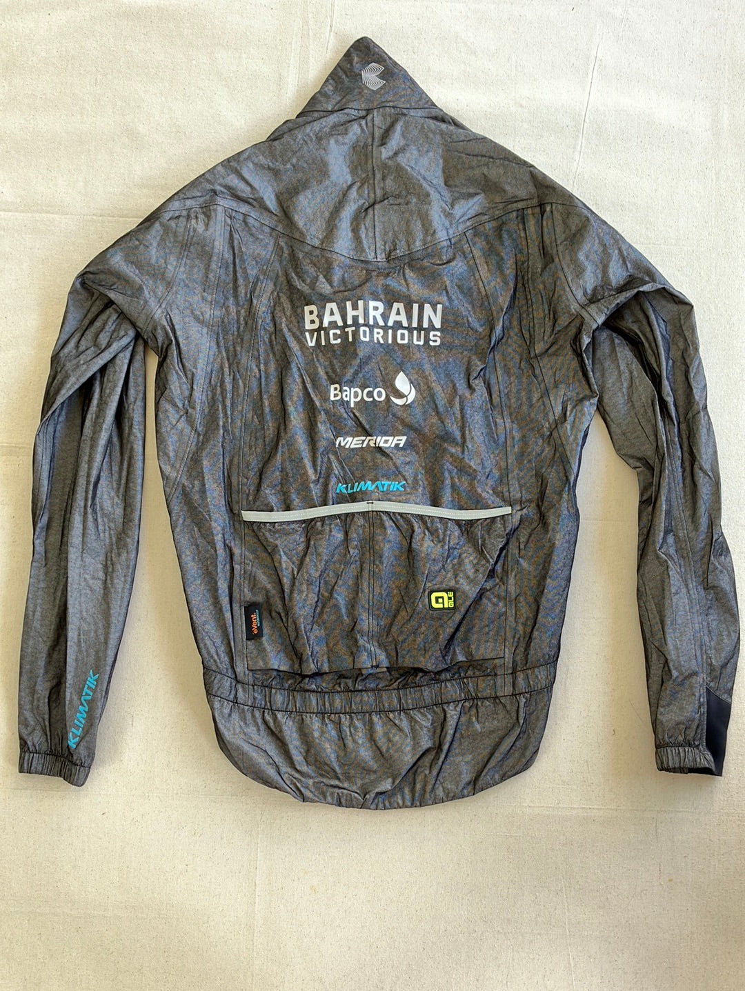 Rain Jacket | Ale | Team Bahrain Victorious | Pro Cycling Kit