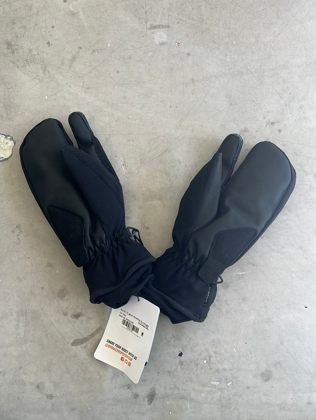 Uno-X | Bioracer Deep Winter Gloves / Mittens | Black | M | Pro-Issued Team Kit