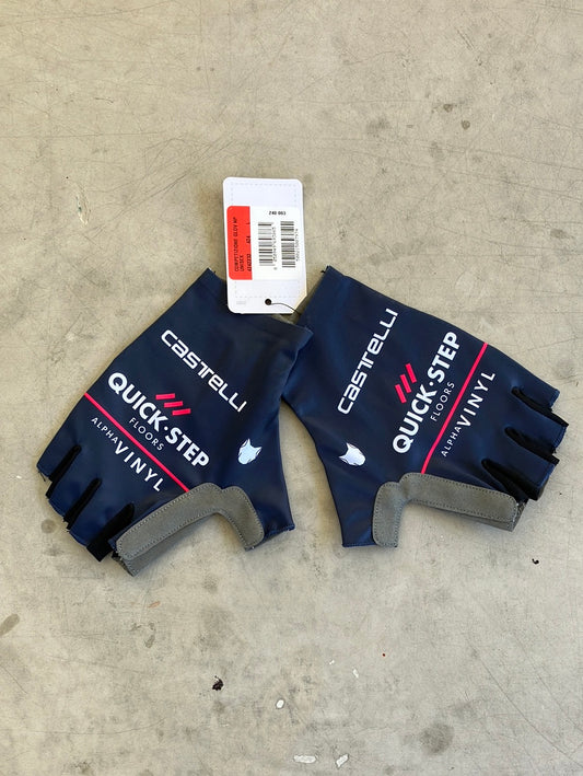 Competizione Cycling Gloves Unpadded | Castelli | Soudal / Deceuninck Quick-Step | Pro-Issued Cycling Kit