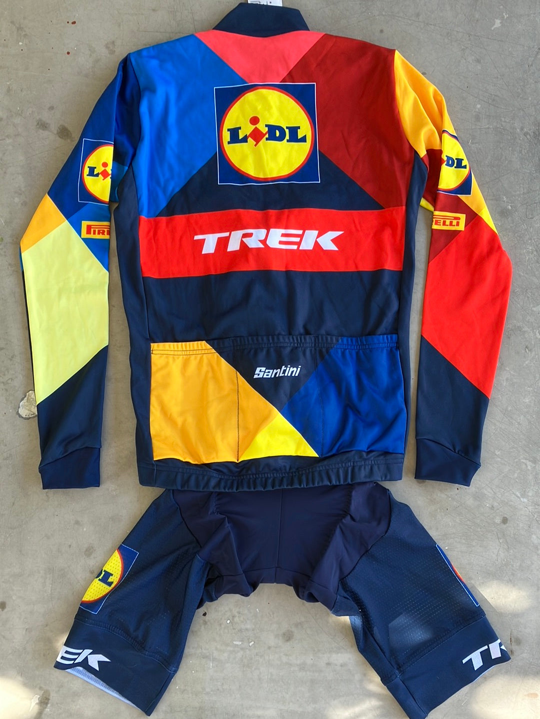 Lidl Trek | Santini  Bundle - Long Sleeve Sleeve Jersey & Bibs | M | Pro-Issued Team Kit