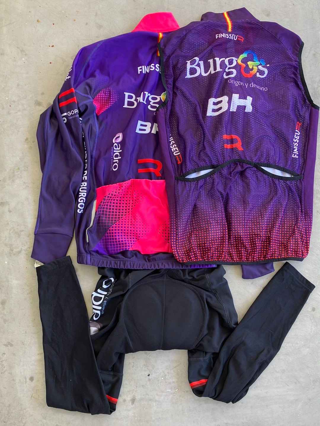 Cycling Kit Bundle - Thermal Jersey, Rain Vest & Thermal Tights | Finisseur | Burgos BH | Pro-Issued Cycling Kit