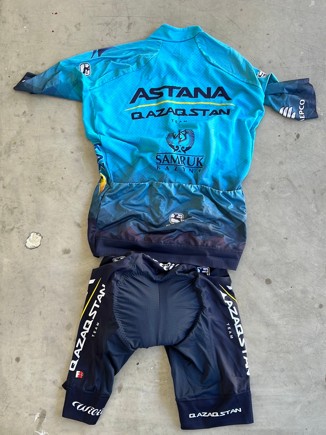 Short Sleeve Jersey & Bib Shorts Bundle | Giordana | Astana Qazaqstan | Pro-Issued Cycling Kit