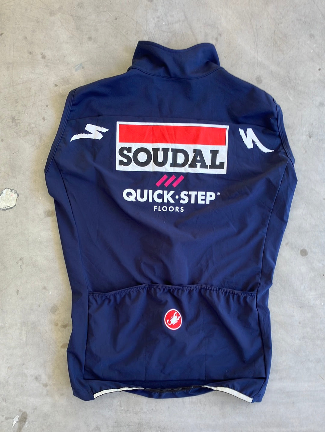 Perfetto Vest / Gilet Waterproof Windproof | Castelli | Soudal Quick-Step | Pro Team Cycling Kit