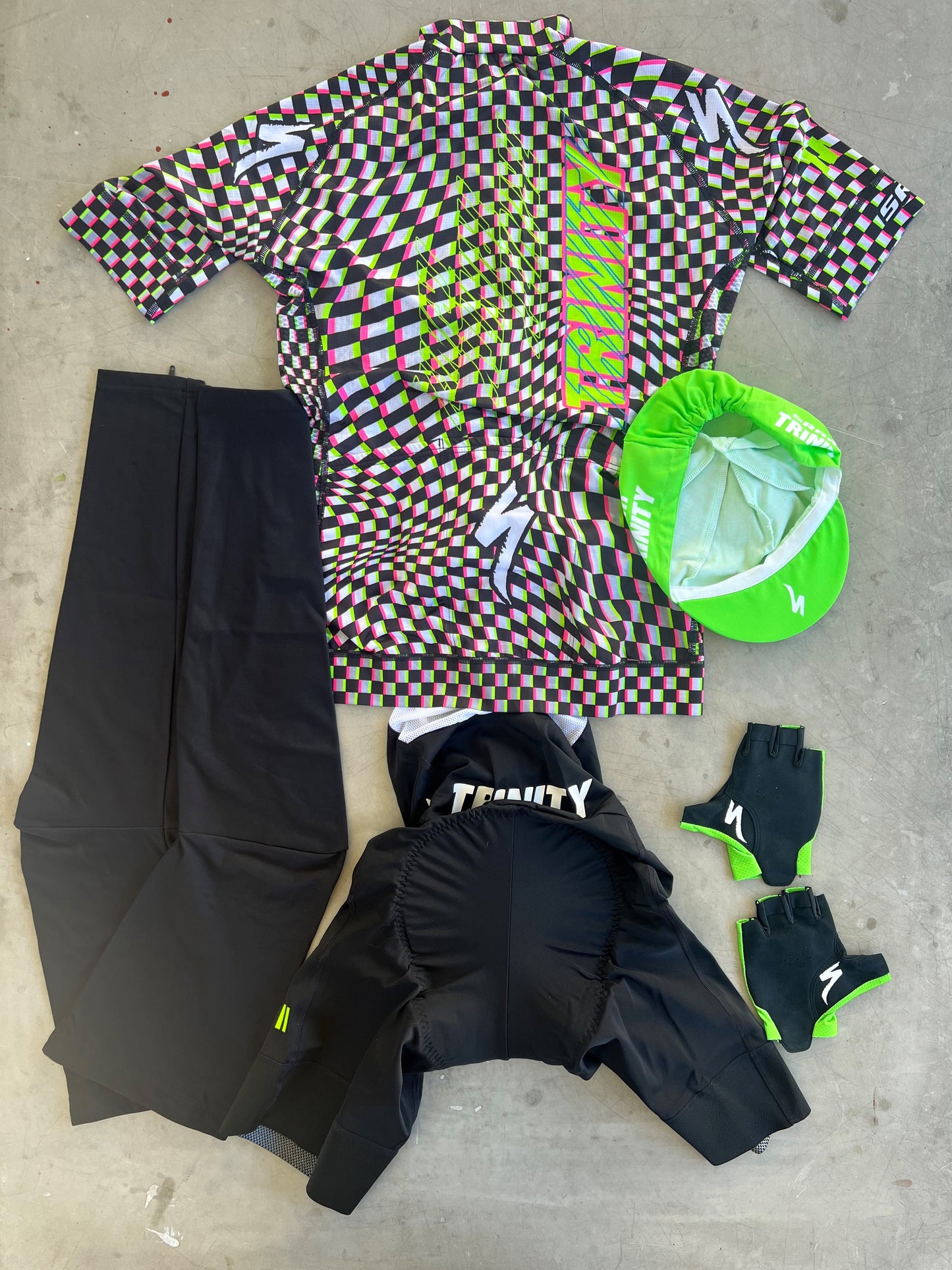 Trinity | Specialized Bundle - Jersey, Bibs, Cap, Leg Warmers and Gloves | Checkered | M | Team Issued Pro Kit