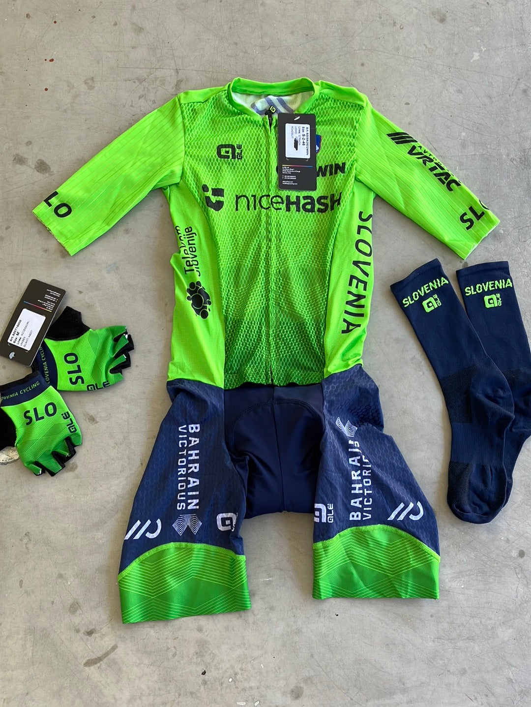 Road Suit, Gloves & Socks Bundle | Ale | Slovenia National Team | Pro Cycling Kit