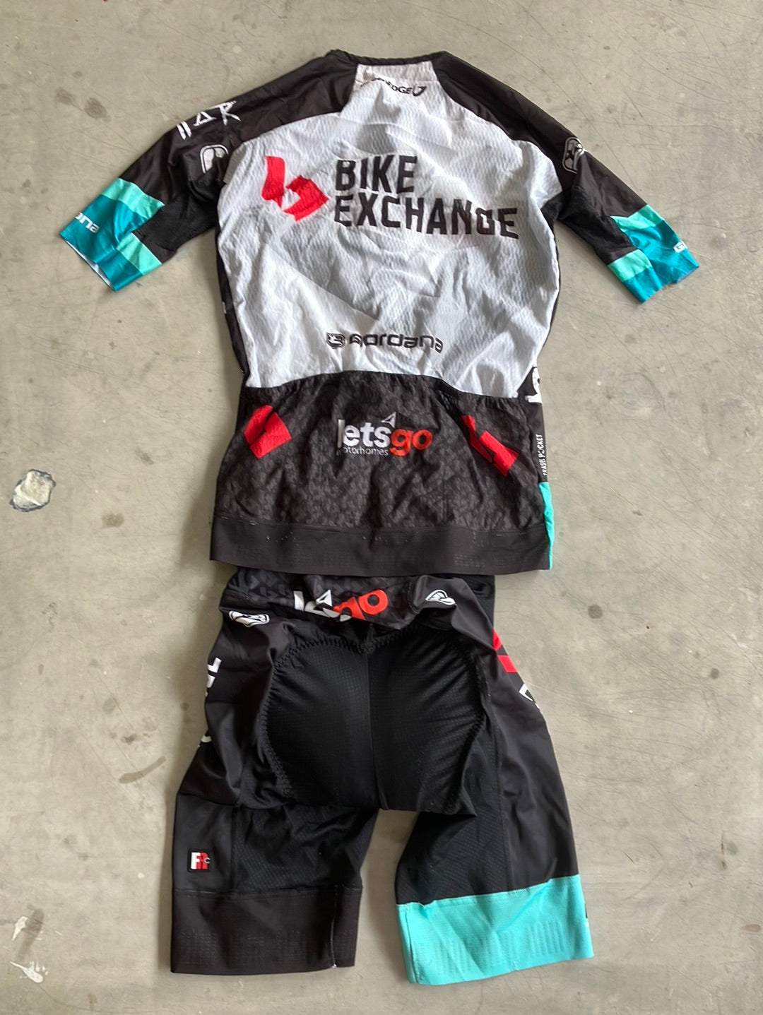 Cycling kit bundle - Aero Jersey Short Sleeve & Bib Shorts | Giordana | Bianchi Bike Exchange | Pro Cycling Kit