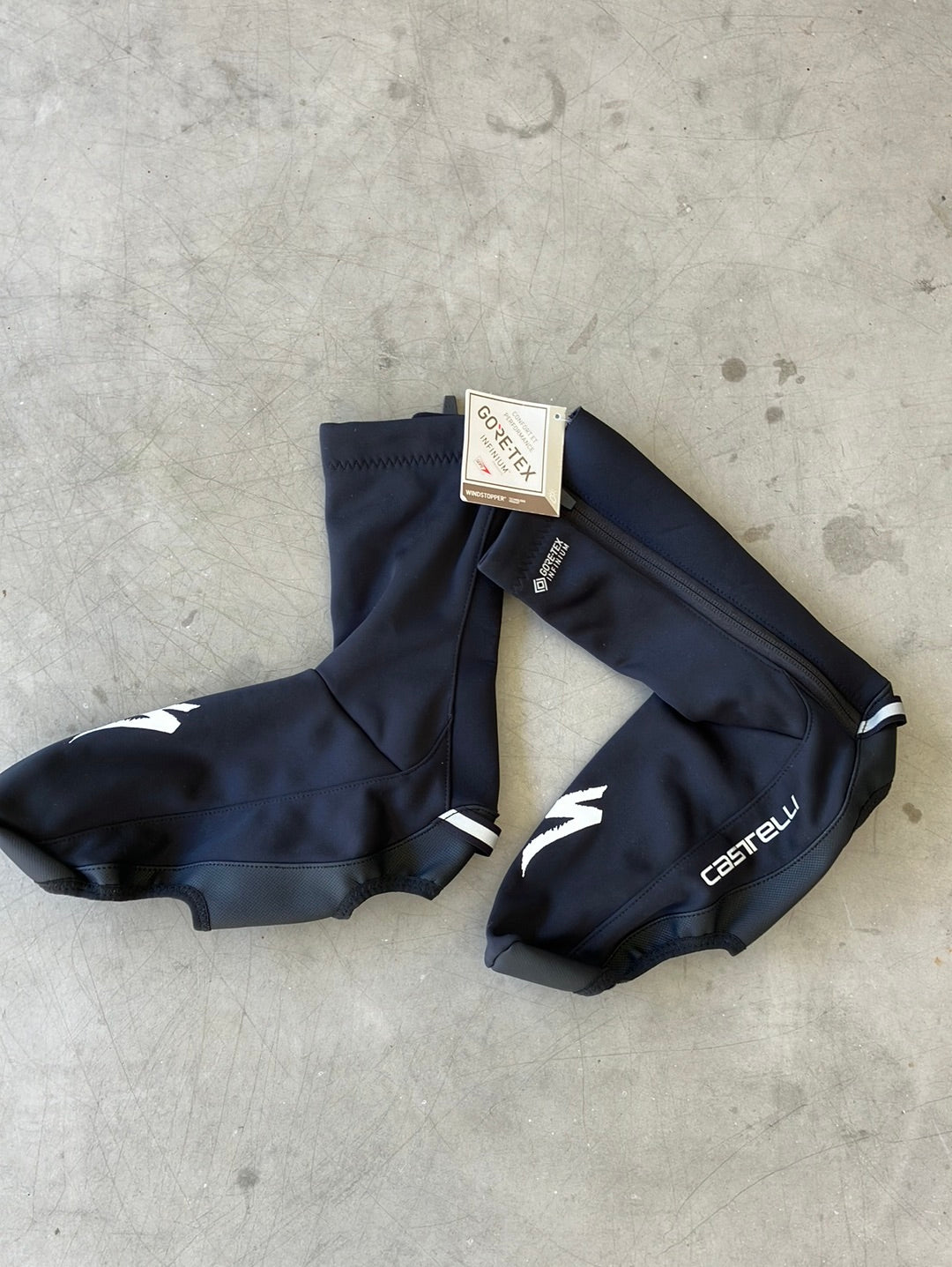 Gore-Tex rain overshoes Booties Waterproof  Winter |Castelli| Blue | Quick-Step Alpha Vinyl / Soudal  | Pro Cycling Kit