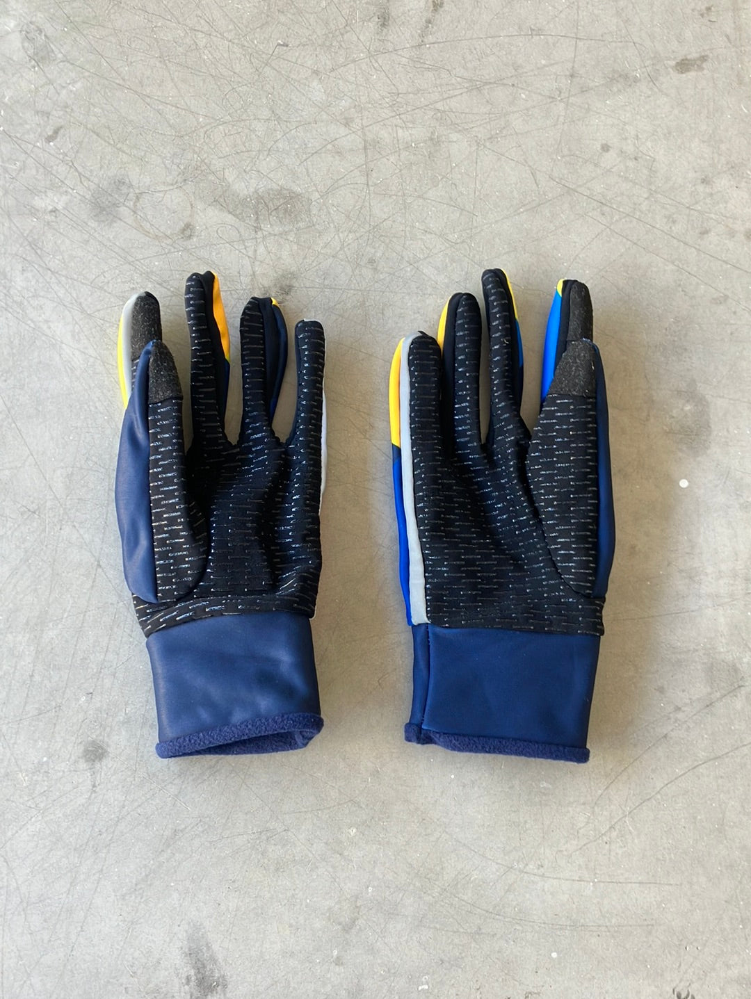 Winter Gloves | Santini | Lidl Trek | Pro Cycling Kit