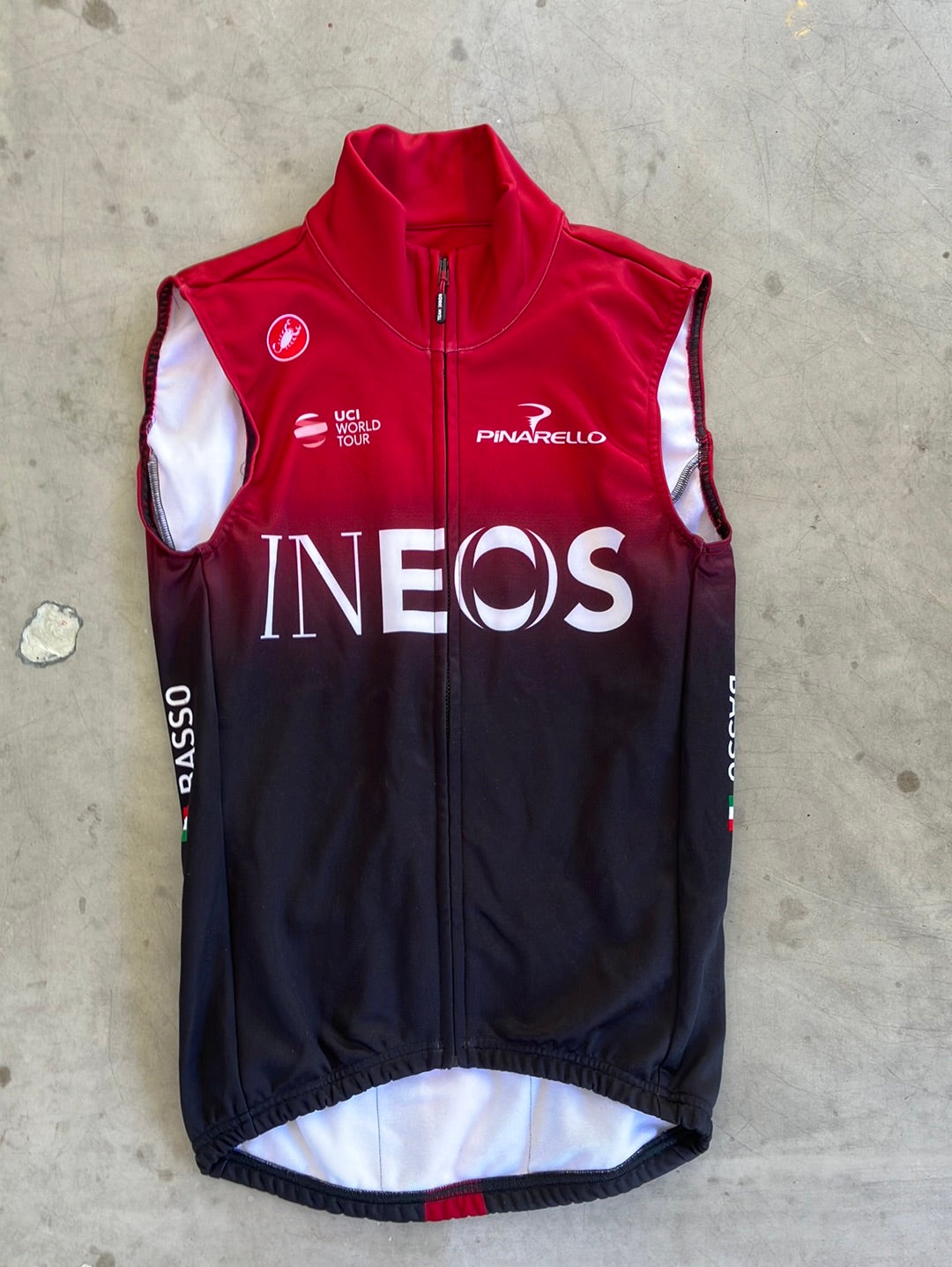 Thermal Vest / Gilet Windproof Gore | Castelli | Ineos Grenadiers | Pro-Issued Cycling Kit