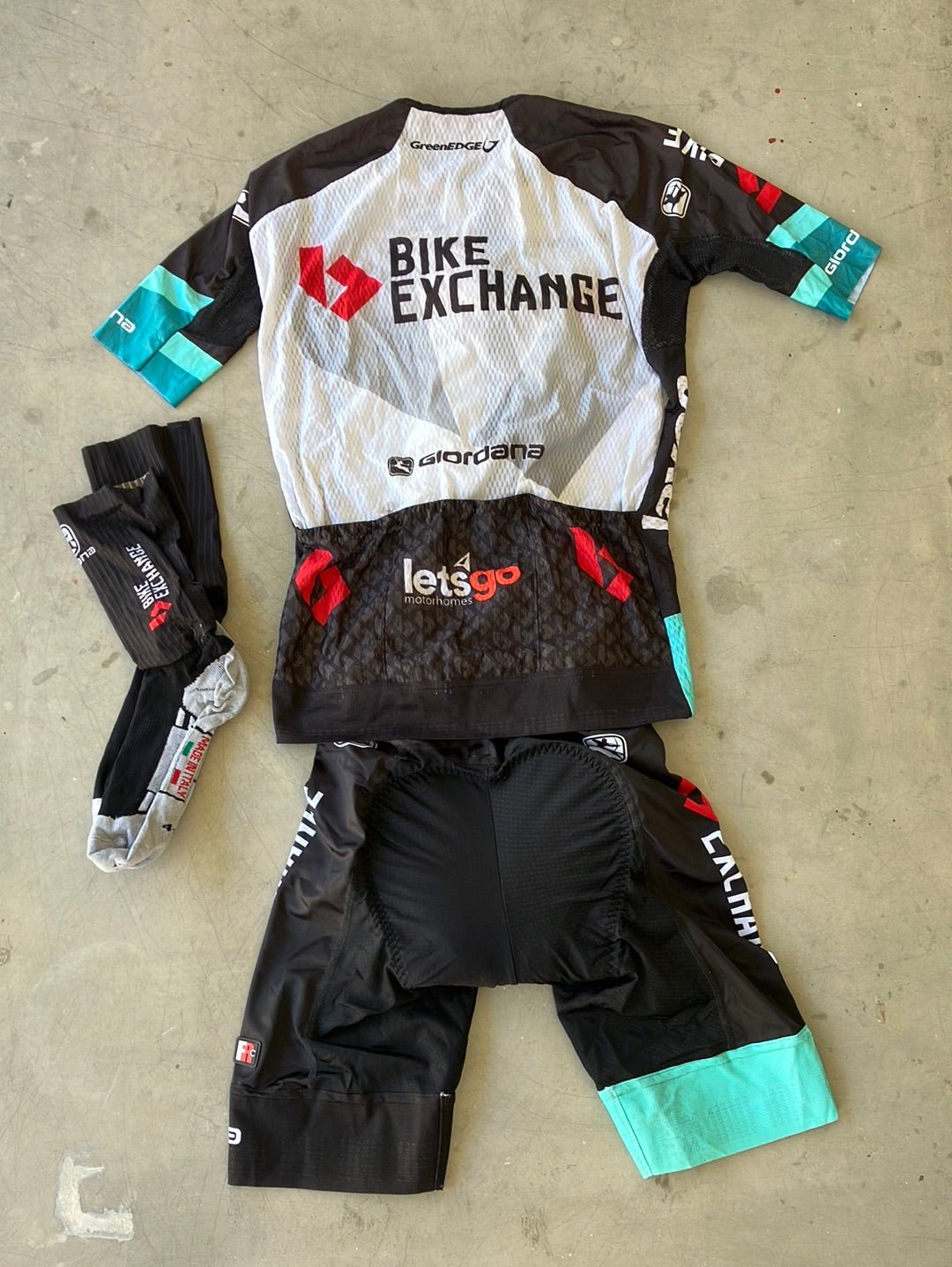 Cycling kit bundle - Aero Jersey Short Sleeve, Bib Shorts & Aero Socks | Giordana | Bianchi Bike Exchange | Pro Cycling Kit