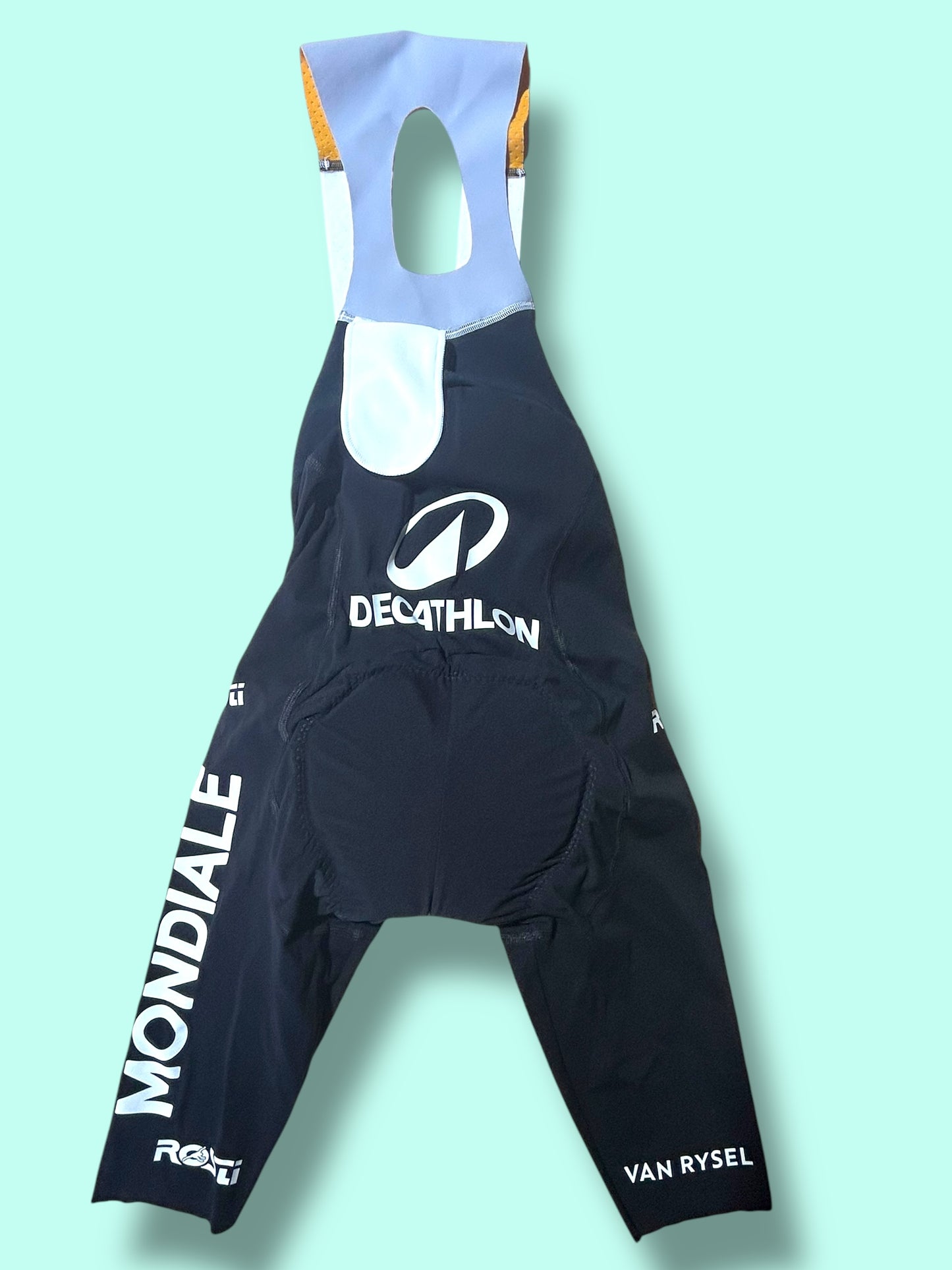 Bib Shorts  PARET-PEINTRE A Knicks Racing  Cuissard| Decathlon AG2R La Mondiale  | Rosti | Pro Cycling Kit