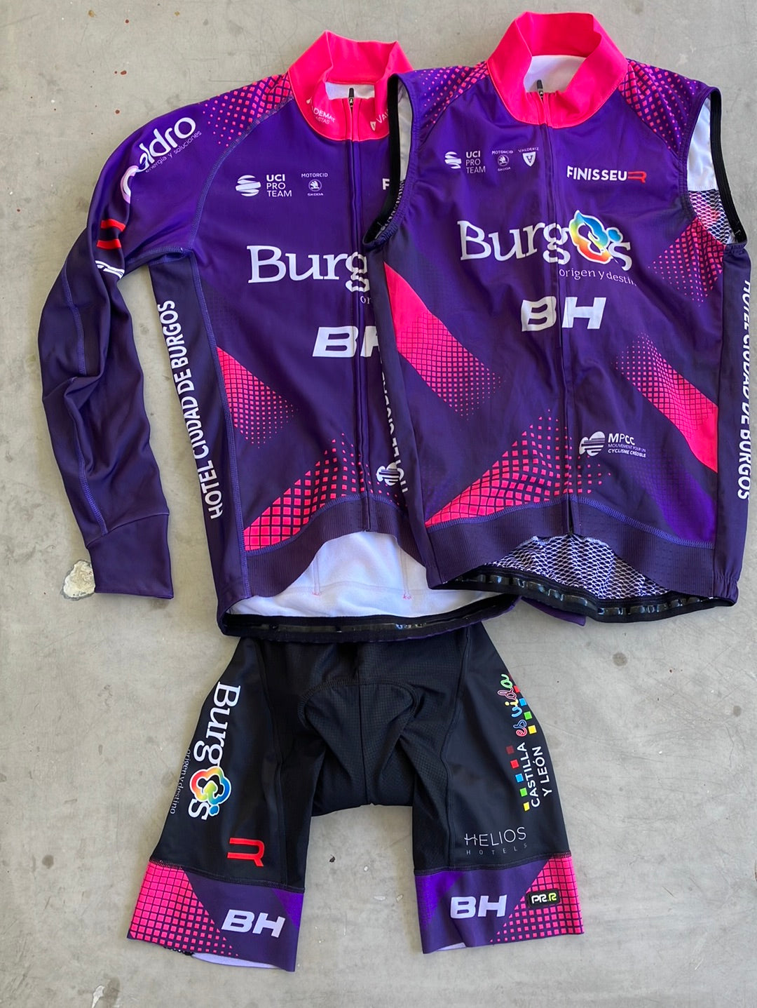 Cycling Kit Bundle - Winter Jersey Long Sleeve Thermal, Rain Vest & Bibs | Finisseur | Burgos BH | Pro-Issued Cycling Kit