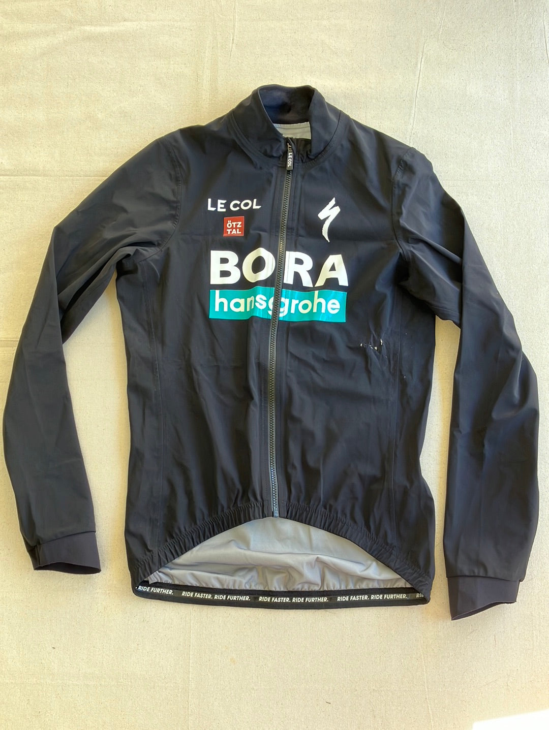 Rain Jacket Long Sleeve - Clearance | Le Col | Bora Hansgrohe | Pro Cycling Kit