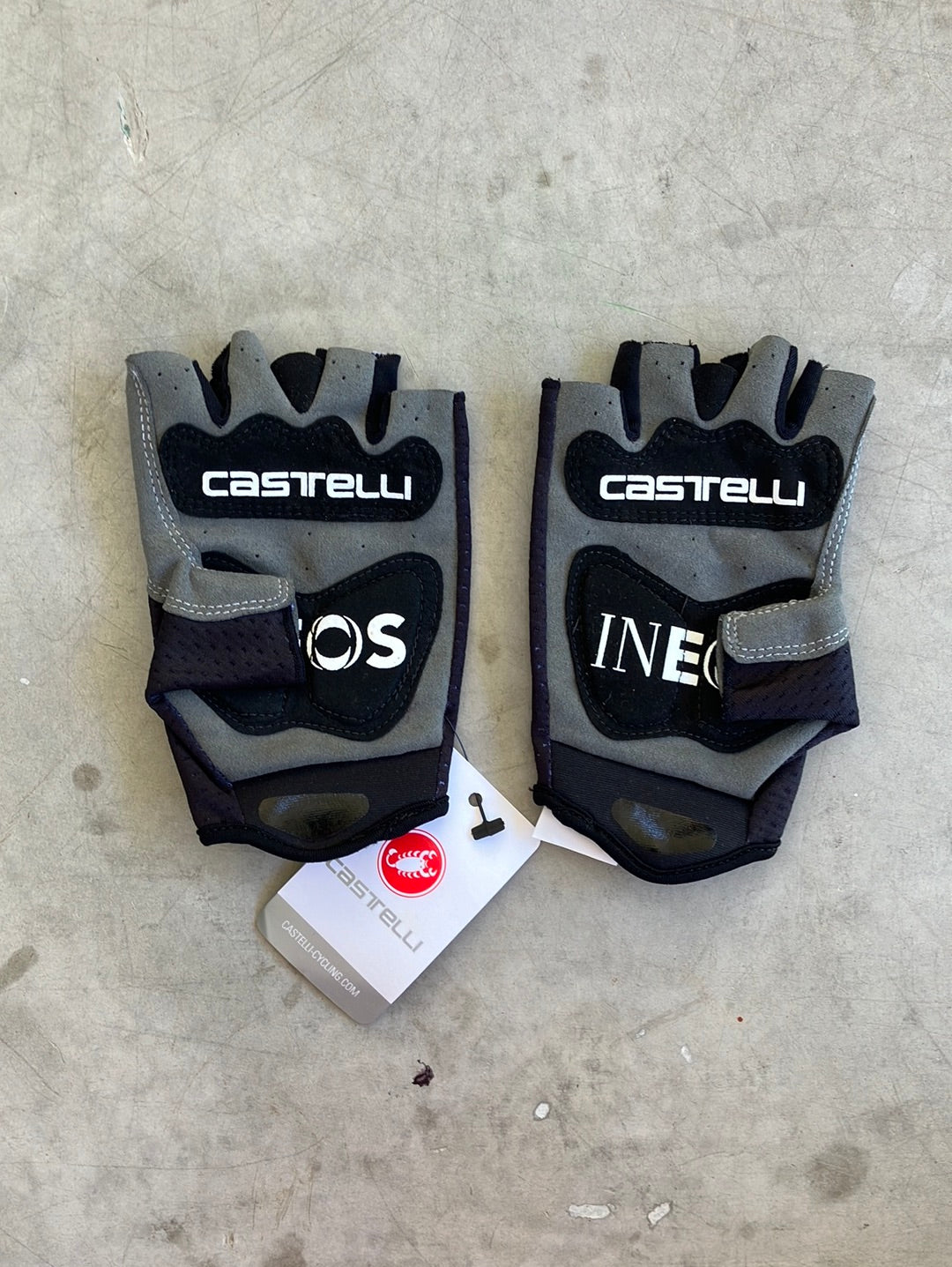 Summer Gloves Padded | Castelli | Ineos Grenadiers Pro-Issued Cycling Kitt