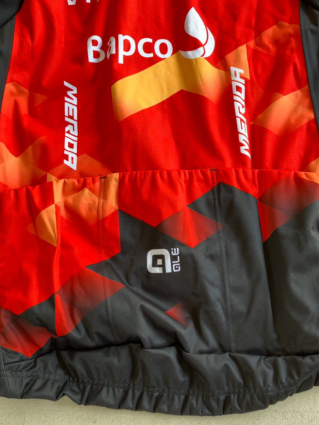 Rain Jacket | Ale | Team Bahrain Victorious | Pro Cycling Kit