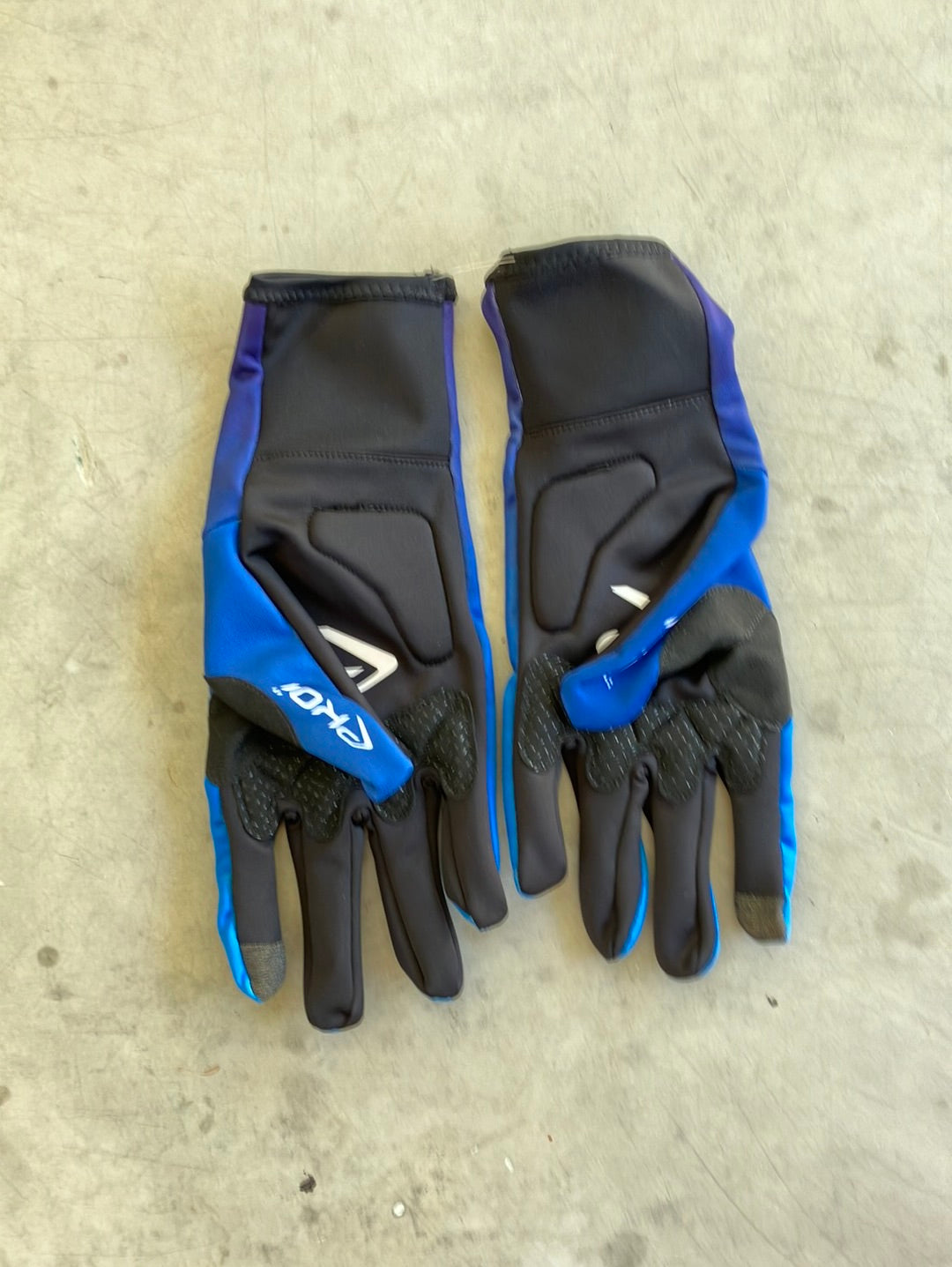 Gloves - Long Finger  Winter Thermal Gloves | Ekoi | Israel Premier Tech IPT | Pro Cycling Kit