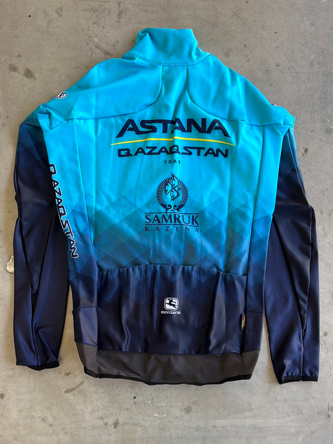 Winter Jacket / Thermal Jersey | Giordana | Astana Qazaqstan | Pro-Issued Cycling Kit