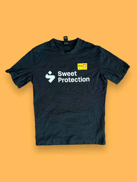 Casual T-Shirt Short Sleeve | Sweet Protection | Uno-X Pro Team | Pro Cycling Kit