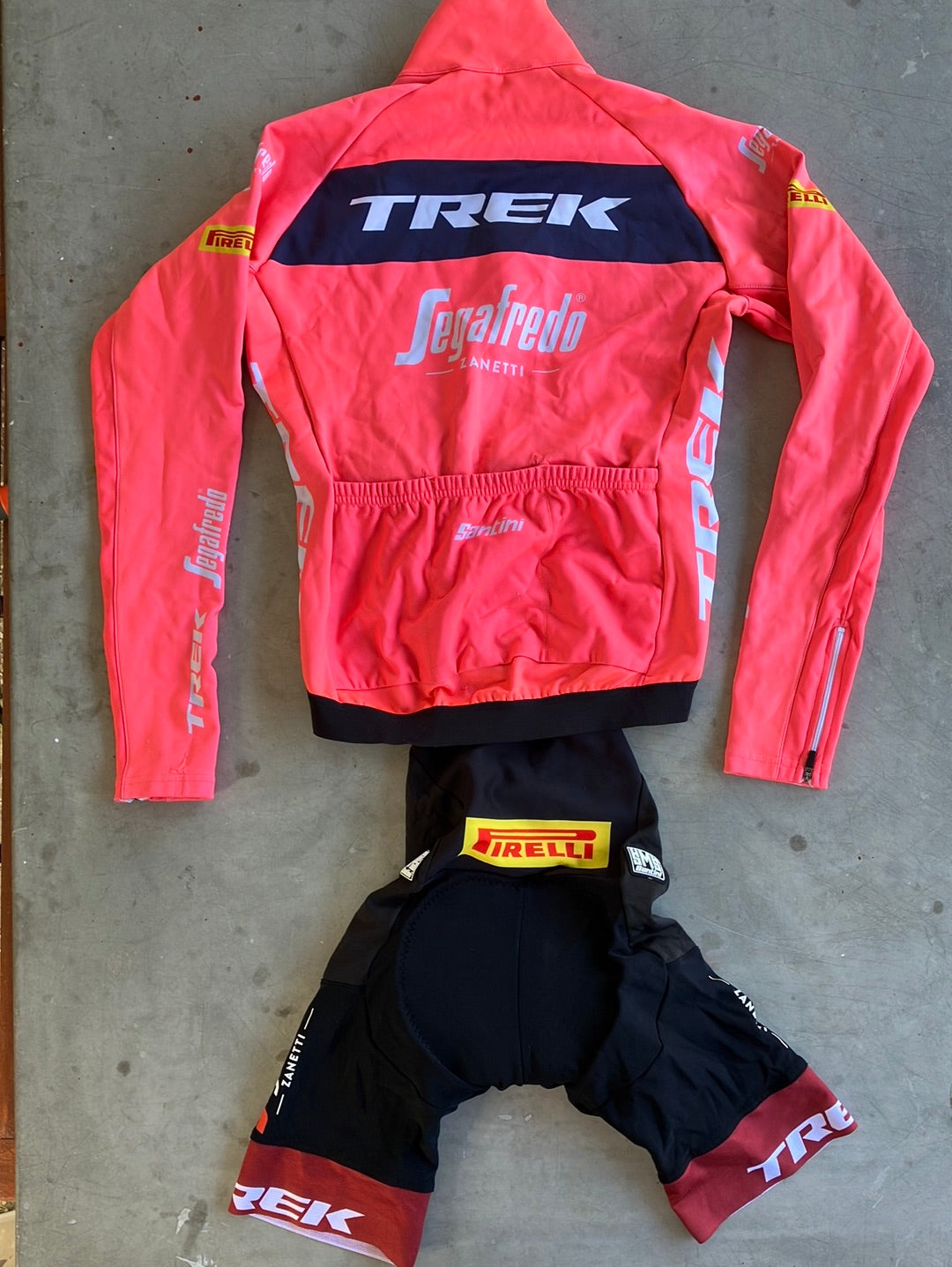 Trek Segafredo | Santini Bundle - Winter Jacket & Thermal Bibs | Pink | M | Pro-Issued Team Kit