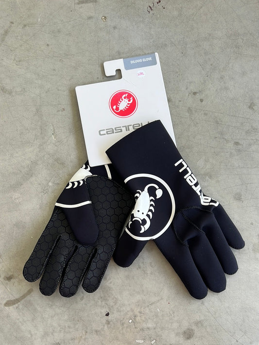 Diluvio Gloves Neoprene Winter Gloves | Castelli | Ineos Grenadiers Pro-Issued Cycling Kit