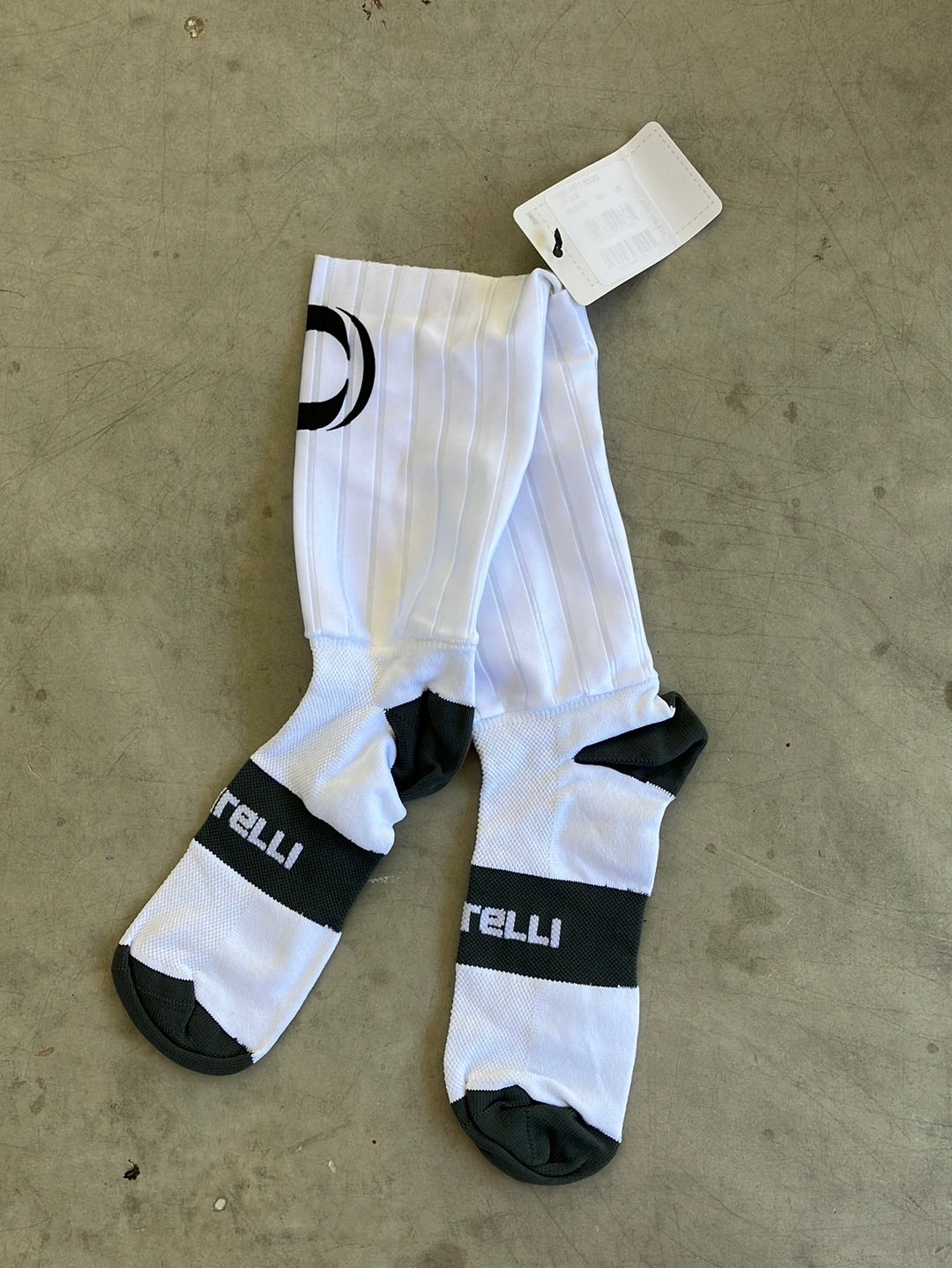 Fast Feet Aero Socks | Castelli | Ineos Grenadiers Pro-Issued Cycling Kit