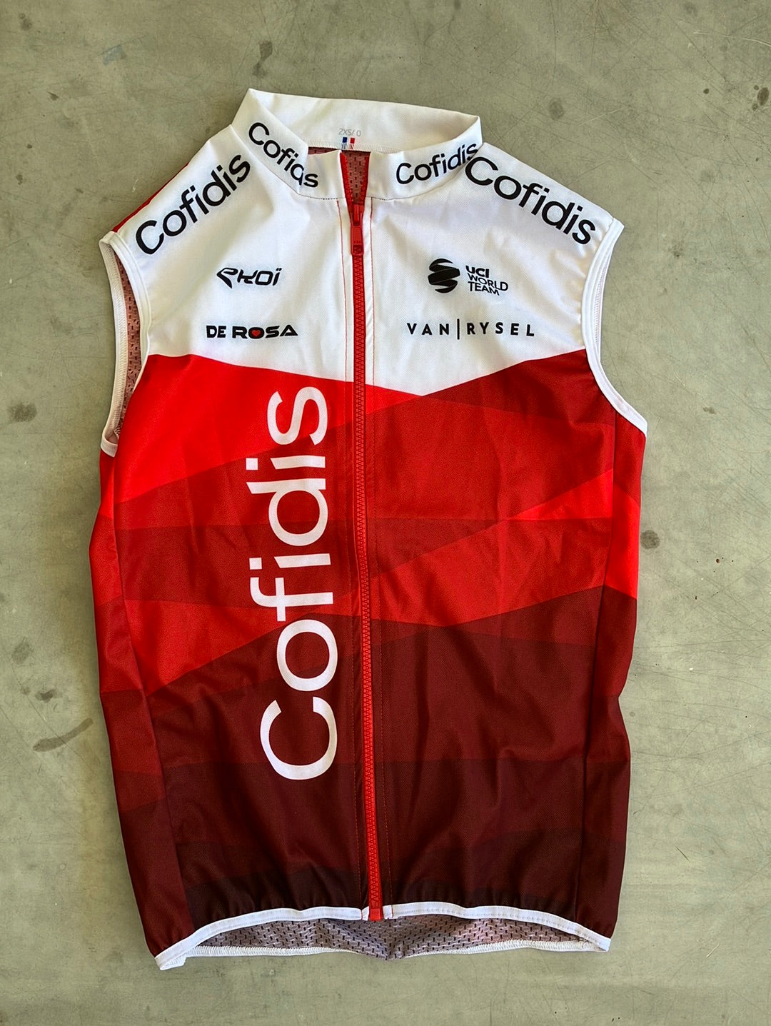 Rain Vest / Gilet | Van Rysel | Cofidis | Pro-Issued Cycling Kit