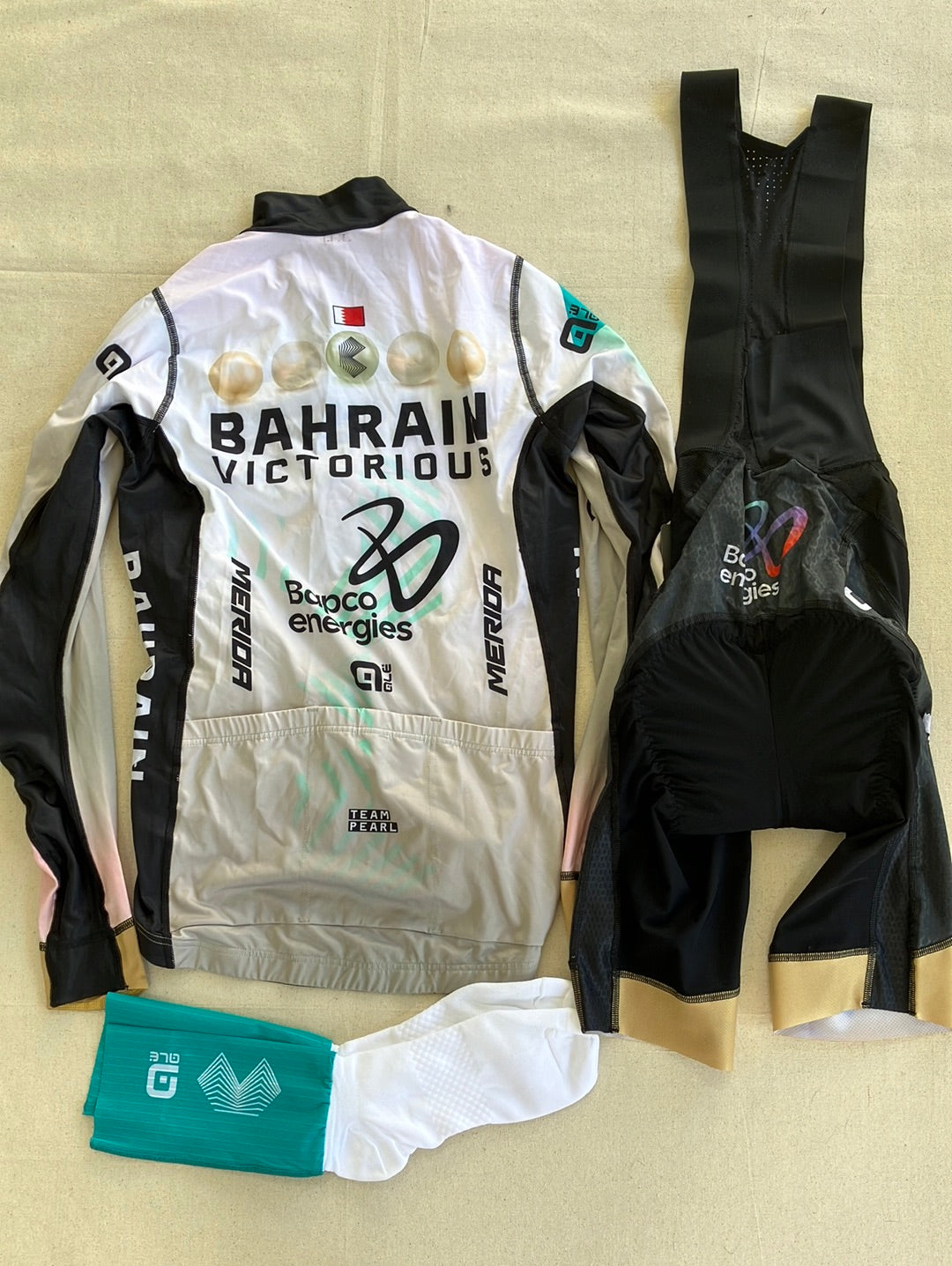 Cycling Clothing Bundle - Long Sleeve Jersey, Bib Shorts & Aero Socks - Tour De France 2023 Design | Ale | Team Bahrain Victorious | Pro Cycling Kit