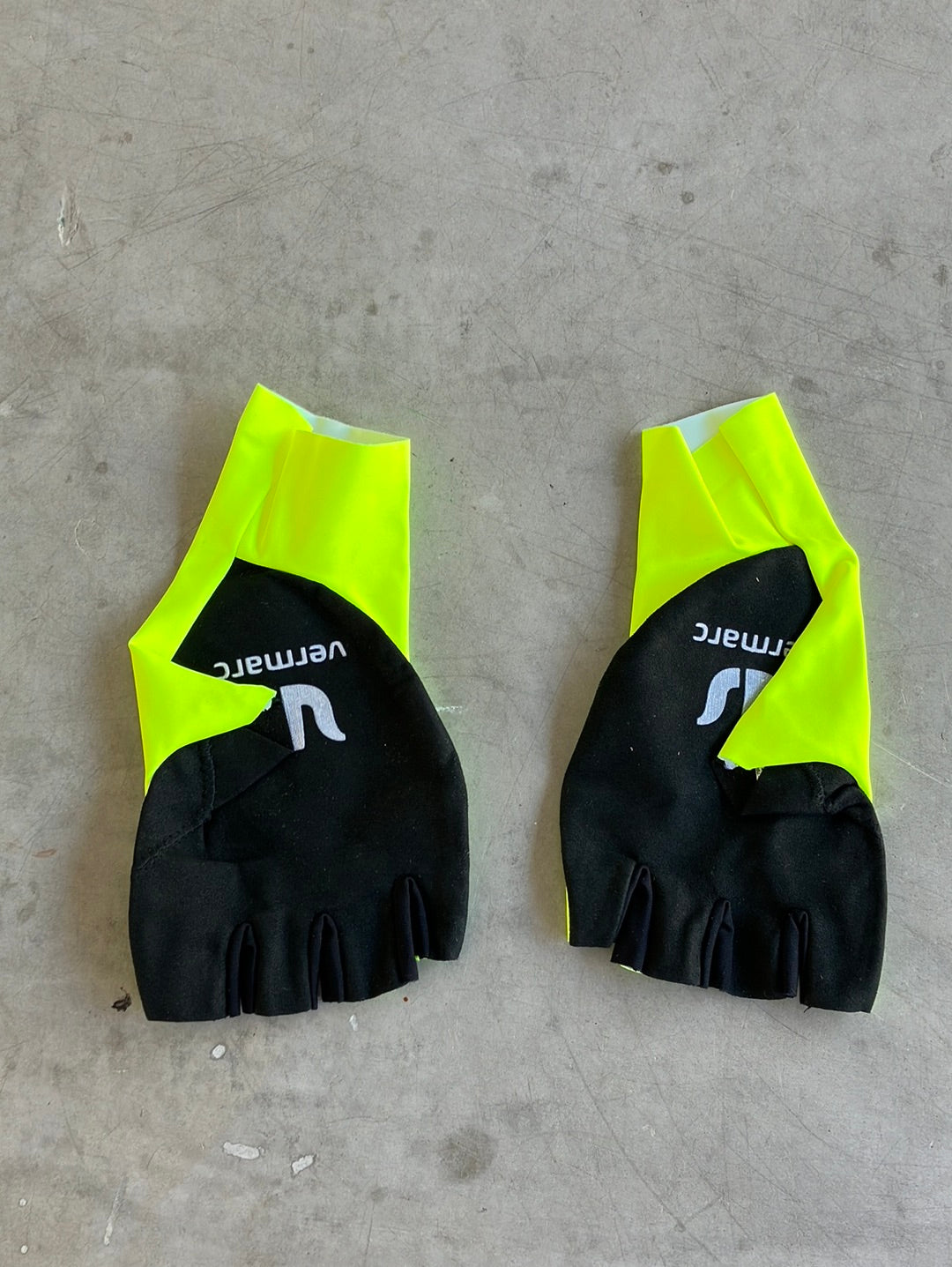 Aero Cycling Gloves Unpadded | Vermarc | Bingoals | Pro Cycling Kit