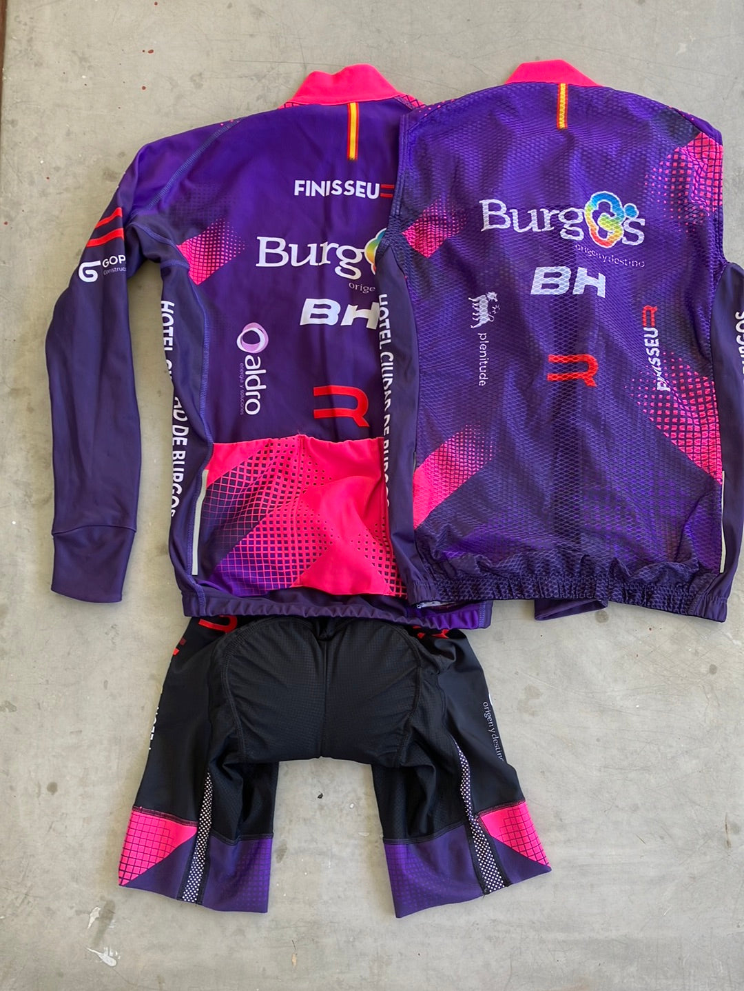 Cycling Kit Bundle - Winter Jersey Long Sleeve Thermal, Rain Vest & Bibs | Finisseur | Burgos BH | Pro-Issued Cycling Kit