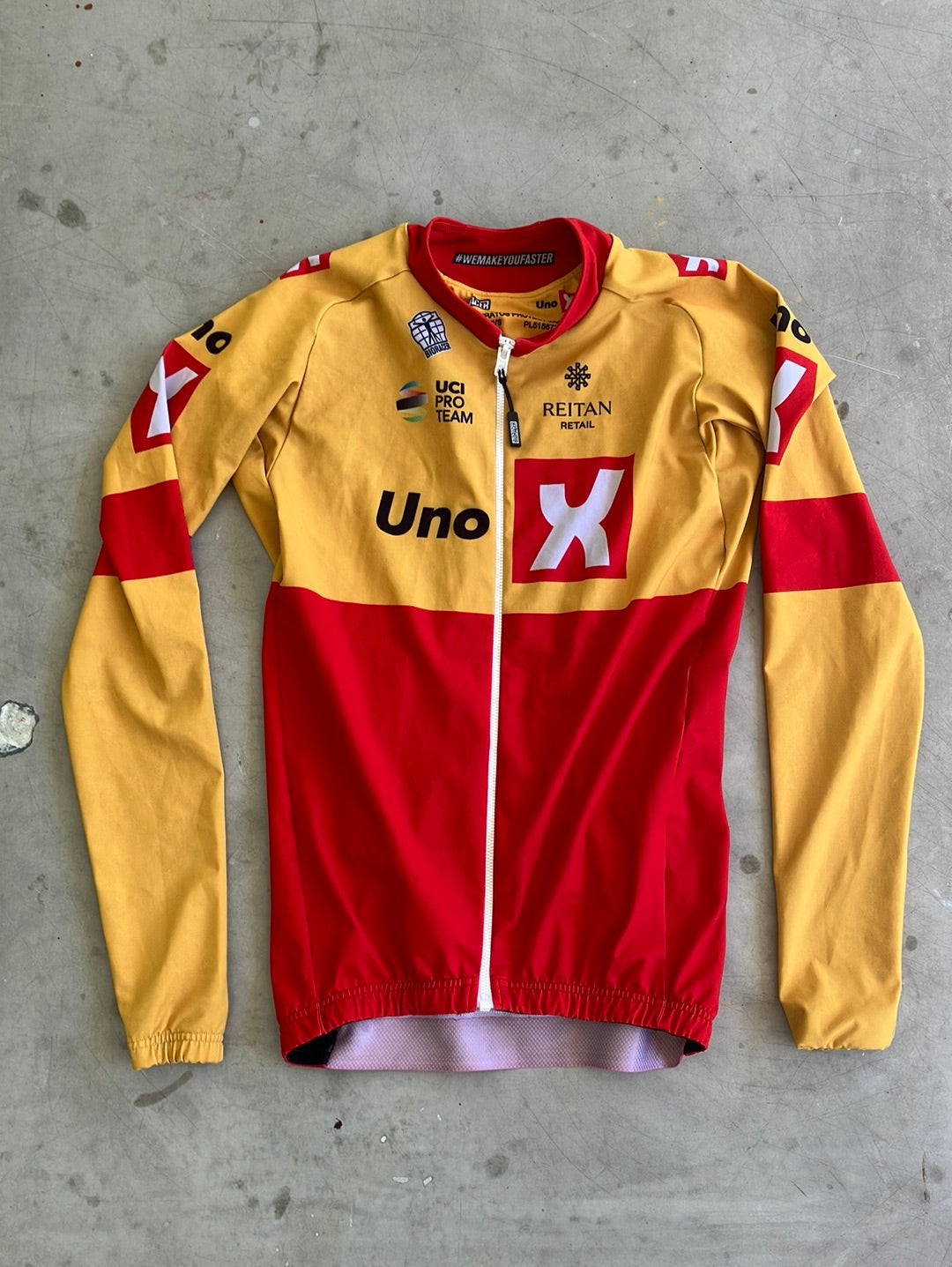 Light Gabba Jacket | Bioracer | Uno-X | Pro Cyling Team Kit