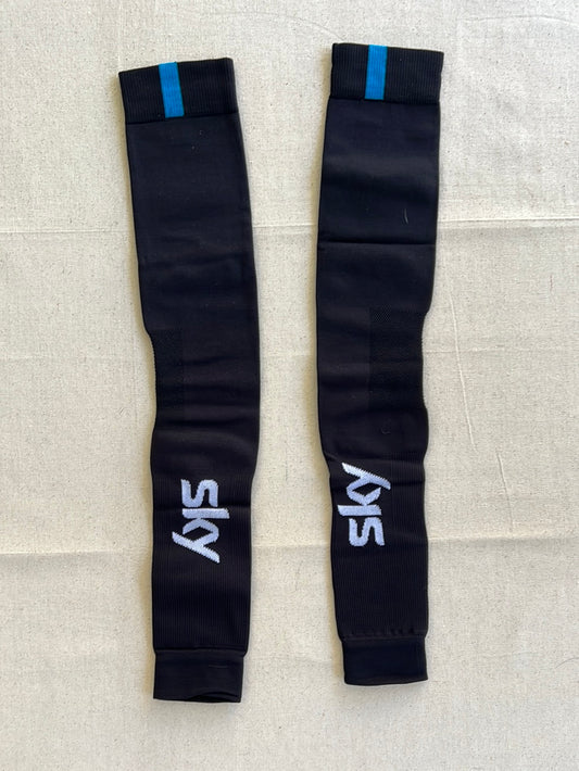 Seamless Leg Warmers | Rapha | Team Sky | Pro Cycling Kit