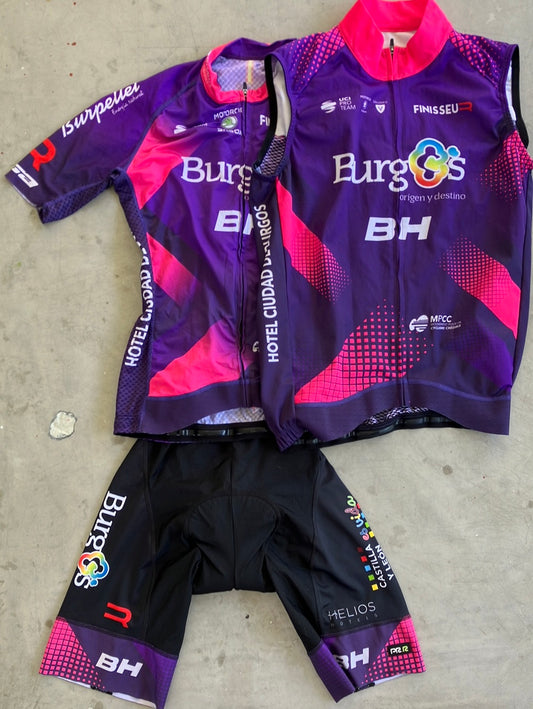 Burgos BH | Finisseur Bundle - Short Sleeve Jersey, Rain Vest & Bibs | M | Purple | Pro-Issued Team Kit