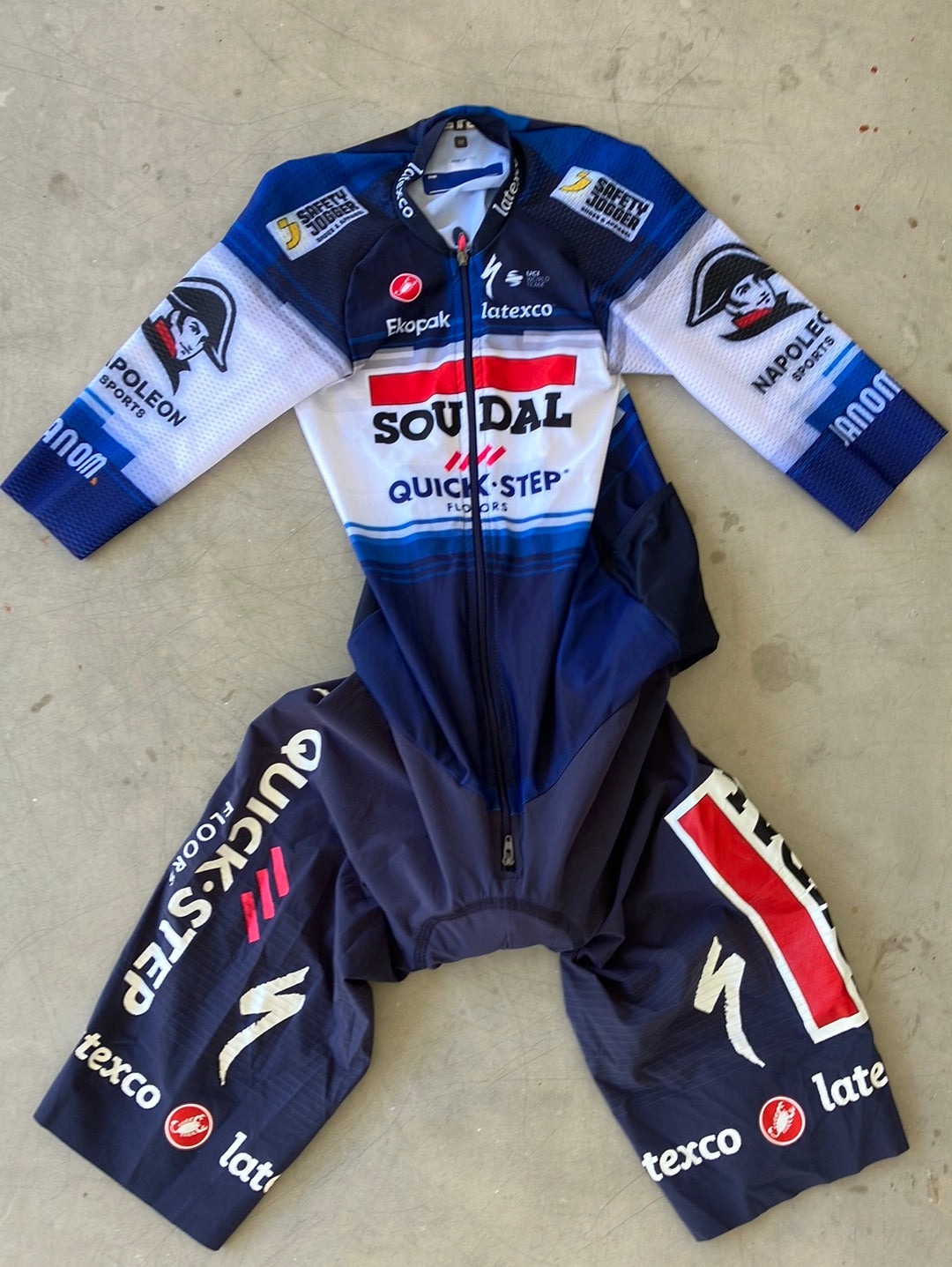 Race suit / Aerosuit BTW SpeedSuit | Castelli | Quick-Step Alpha Vinyl / Soudal | Pro Cycling Kit