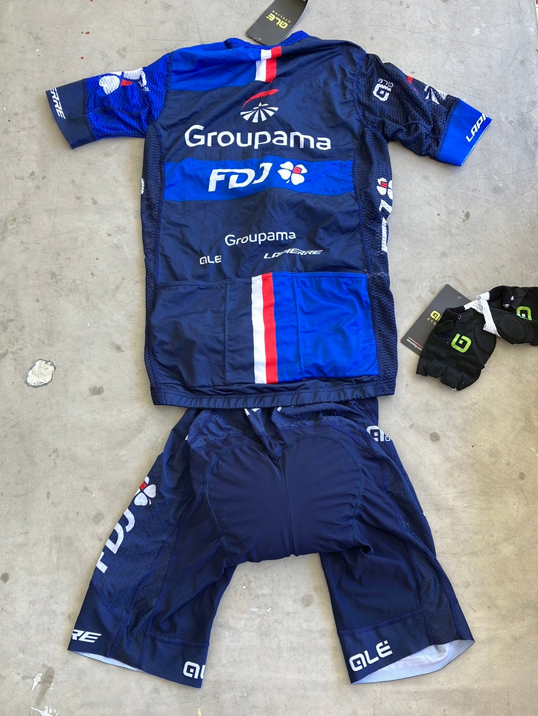 Jersey, Bib shorts & Gloves/mitts Bundle - Lightweight Aerodynamic Bundle | Ale | Groupama Française des Jeux FDJ | Pro Cycling Kit