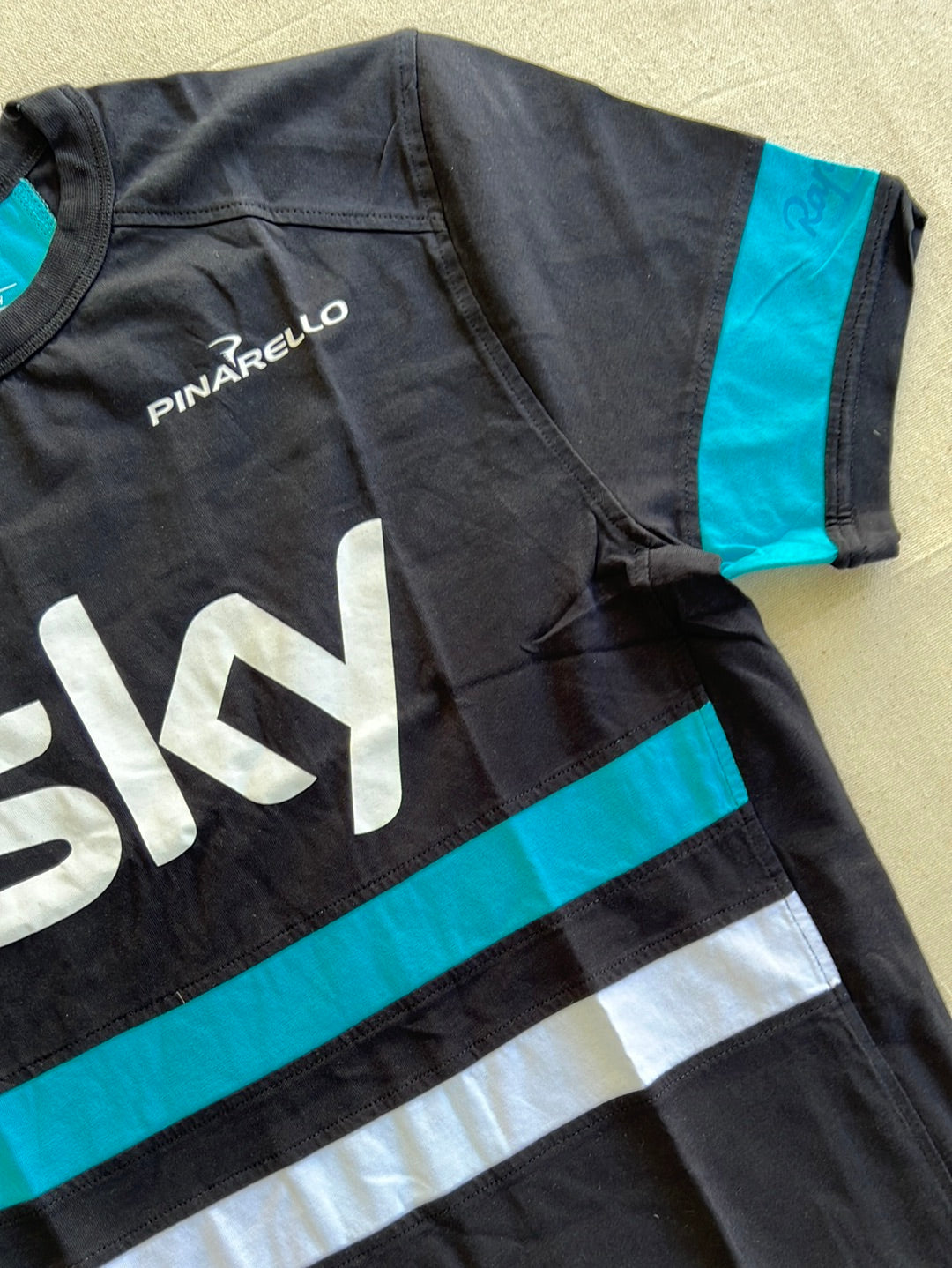 Casual T-Shirt Short Sleeve | Rapha | Team Sky | Pro Cycling Kit