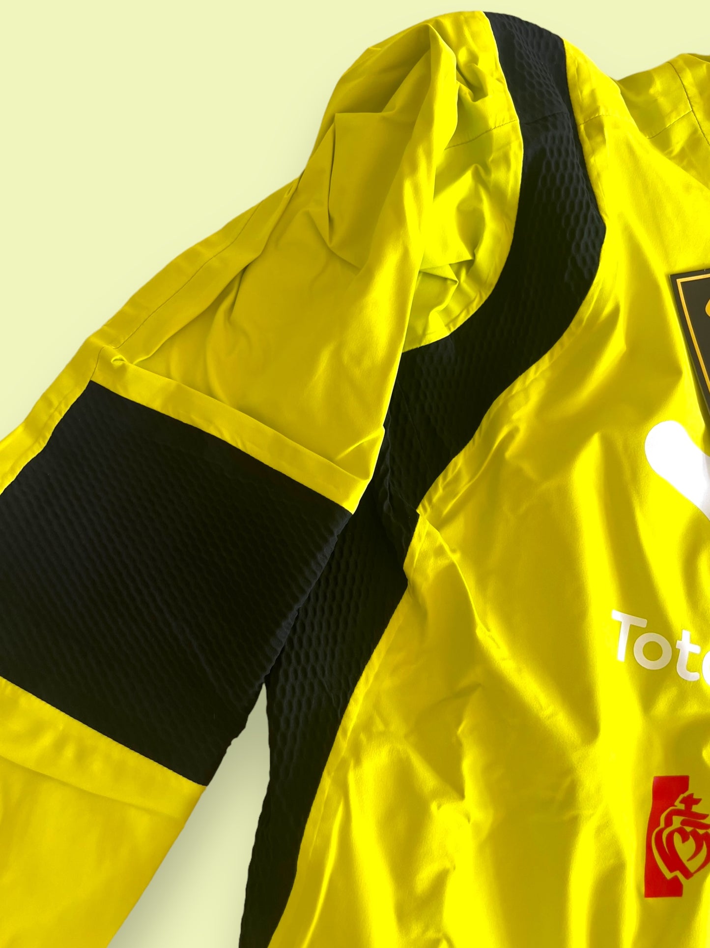 Aqua Pro Rain Jacket Gore-Tex | Sportful | Total Energies | Pro Cycling Kit